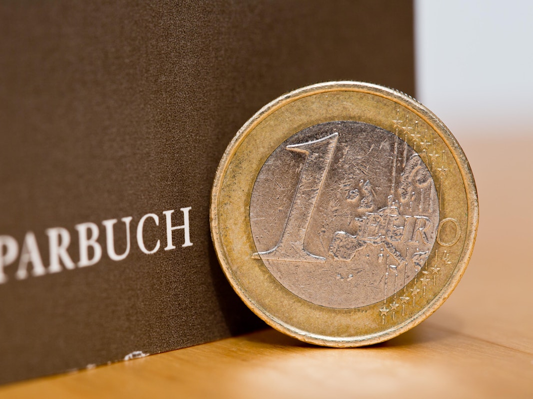 Euro vor Sparbuch