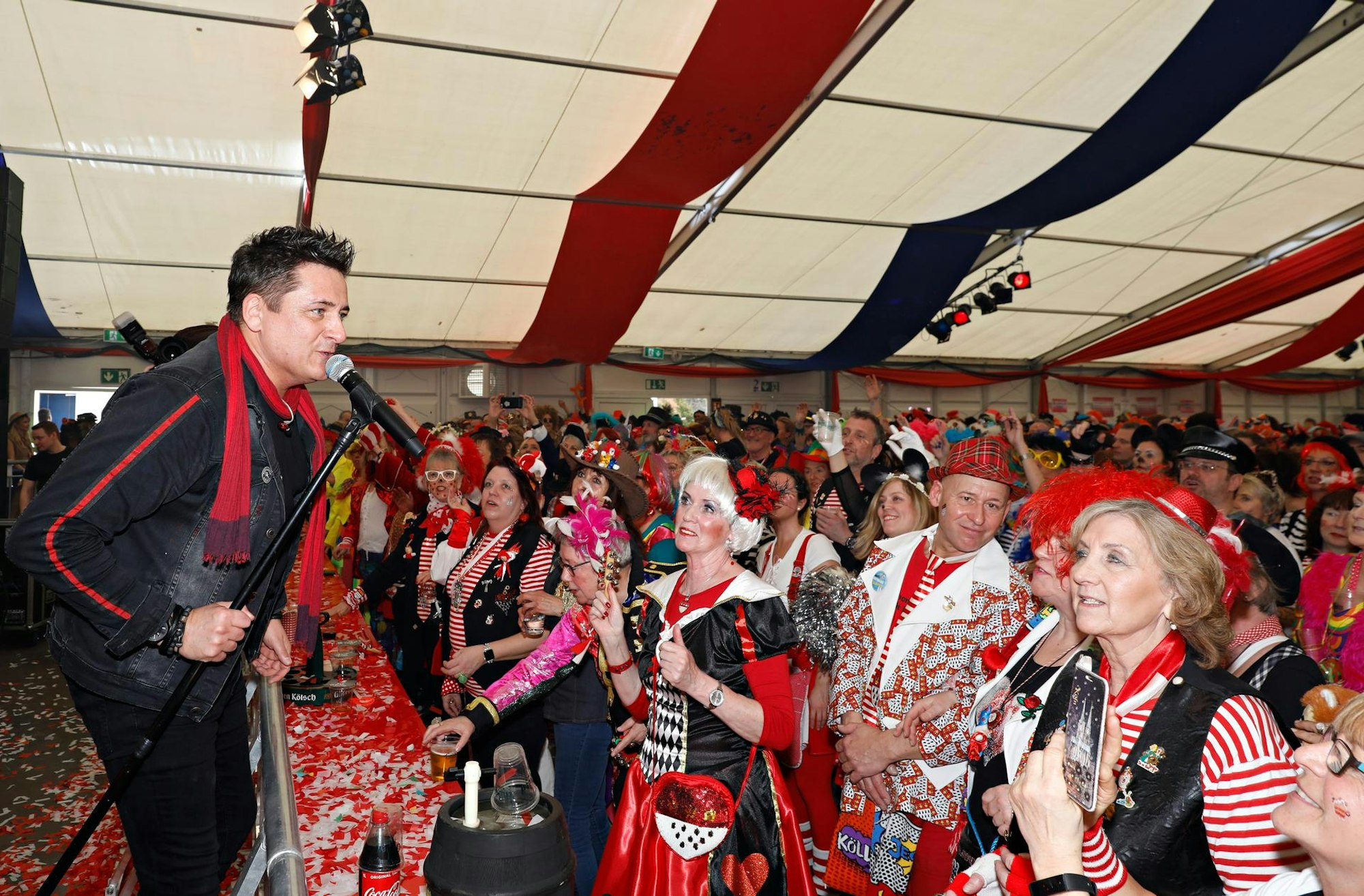 EXPRESS Zelt Weiberfastnacht