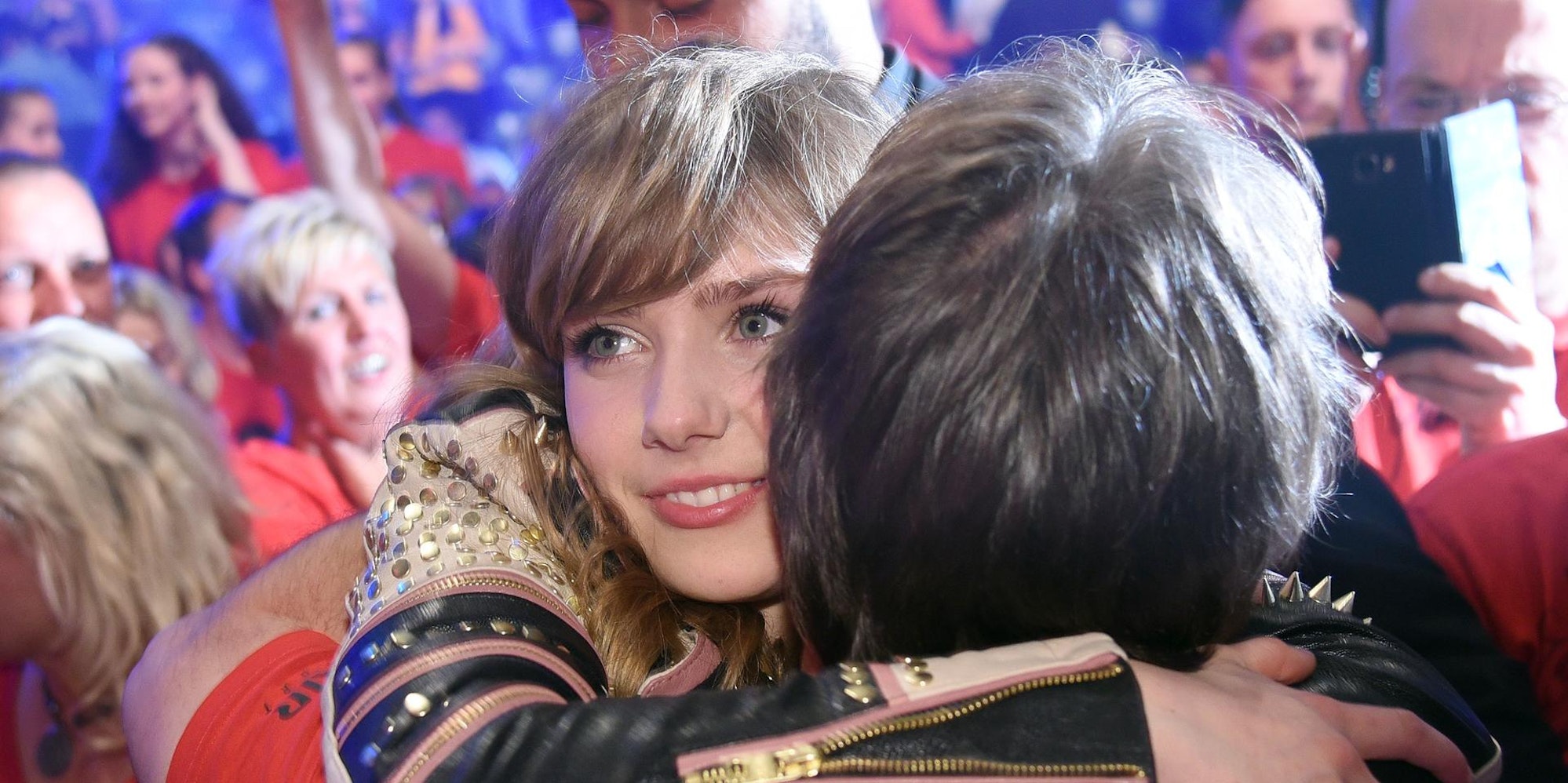 Marie_Wegener_Umarmung