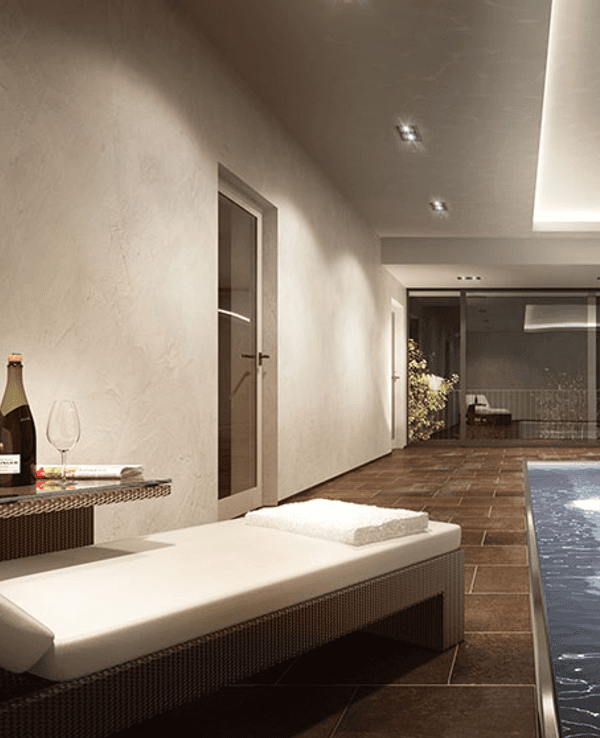 Innenansicht eines Swimming-Pools