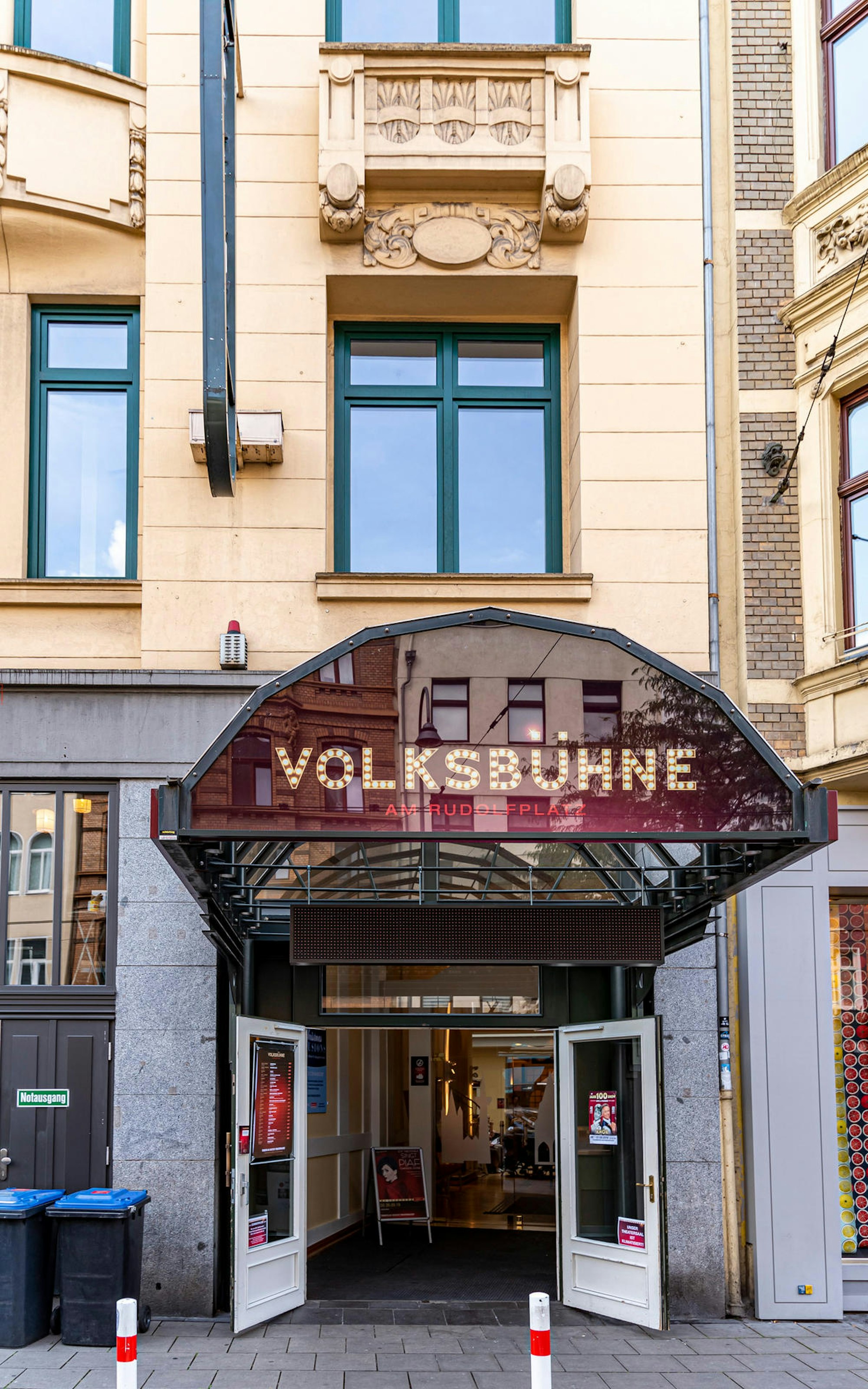 MDS-KSTA-2019-09-05-28082019_AR_Volksbuehne_Rudolfplatz_FOS1-2
