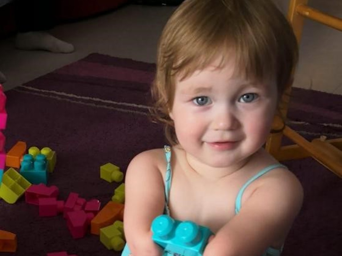 Dysmelie_Familie_Tochter_Milana_Baukloetze