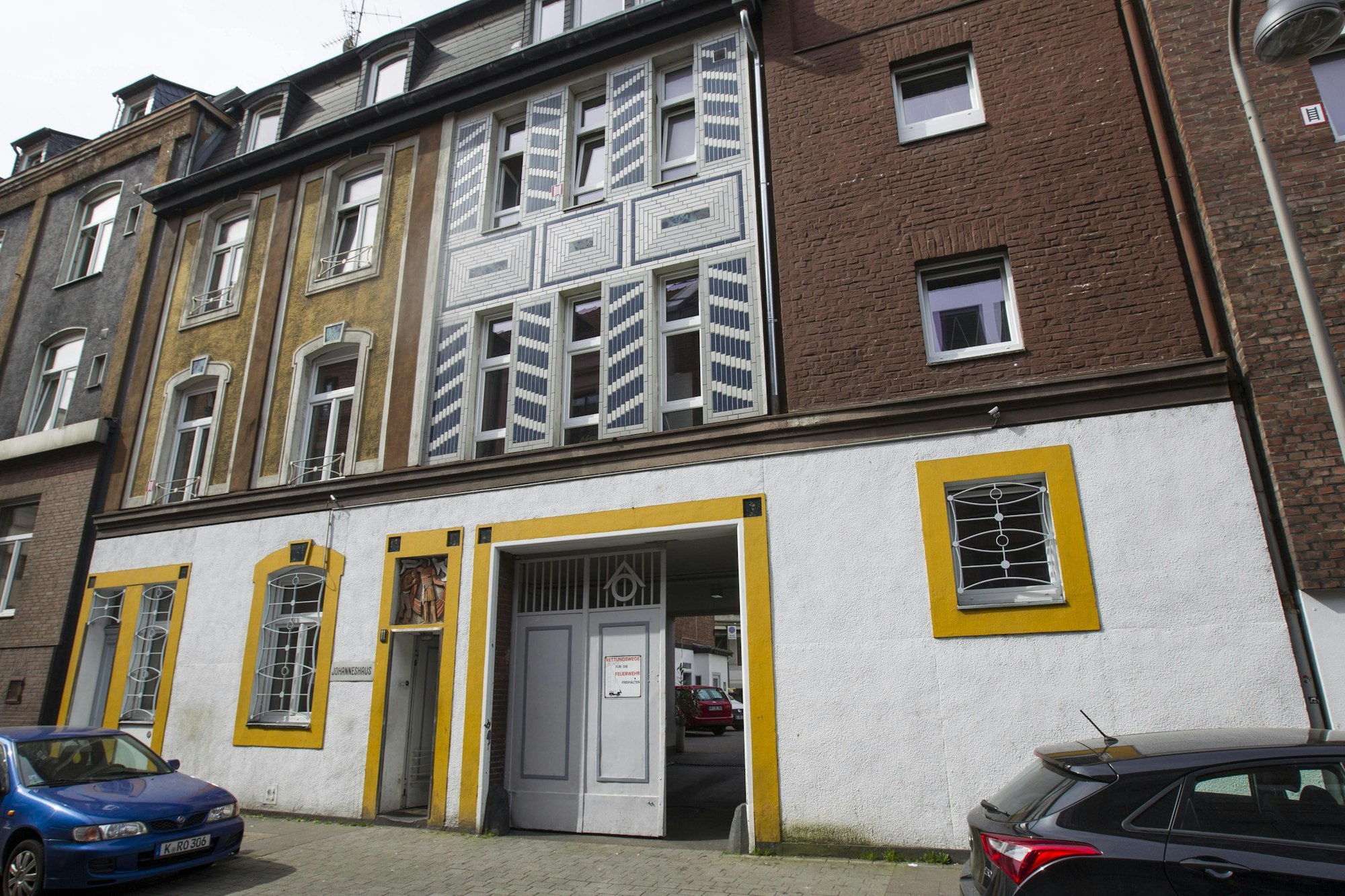 01K___23_71-97671757_ori