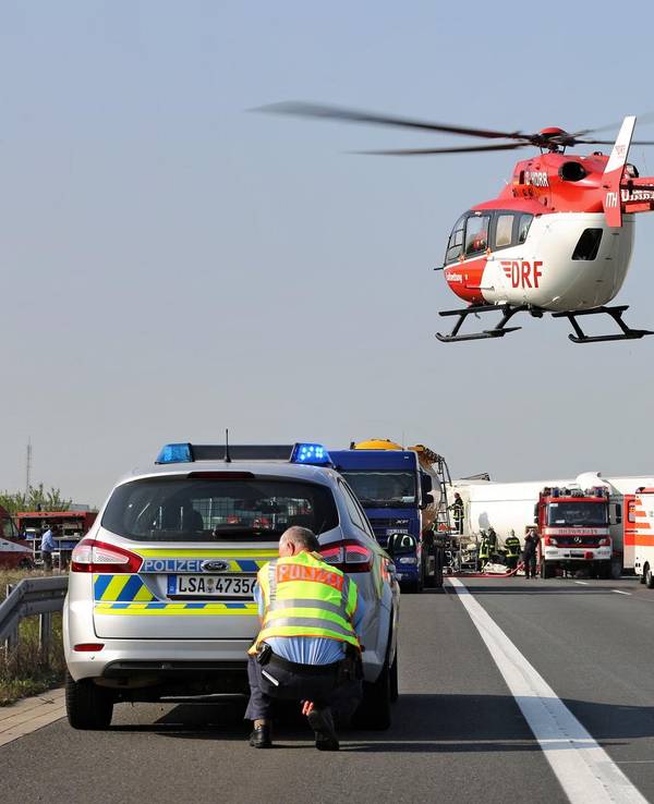 Auf der A61 ist es am Samstag (24.10.) zu einem schweren Unfall gekommen.