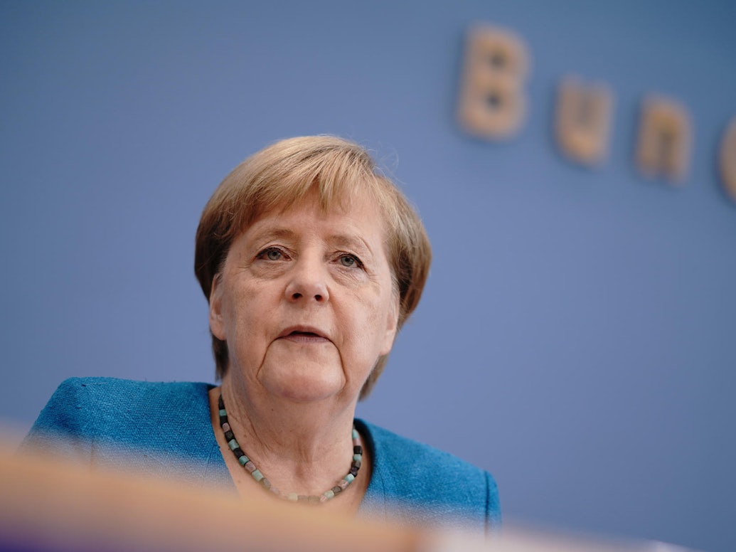 Angela Merkel (hier bei einer Bundespressekonferenz) hat Fehler in der Pandemie-Bekämpfung eingestanden.