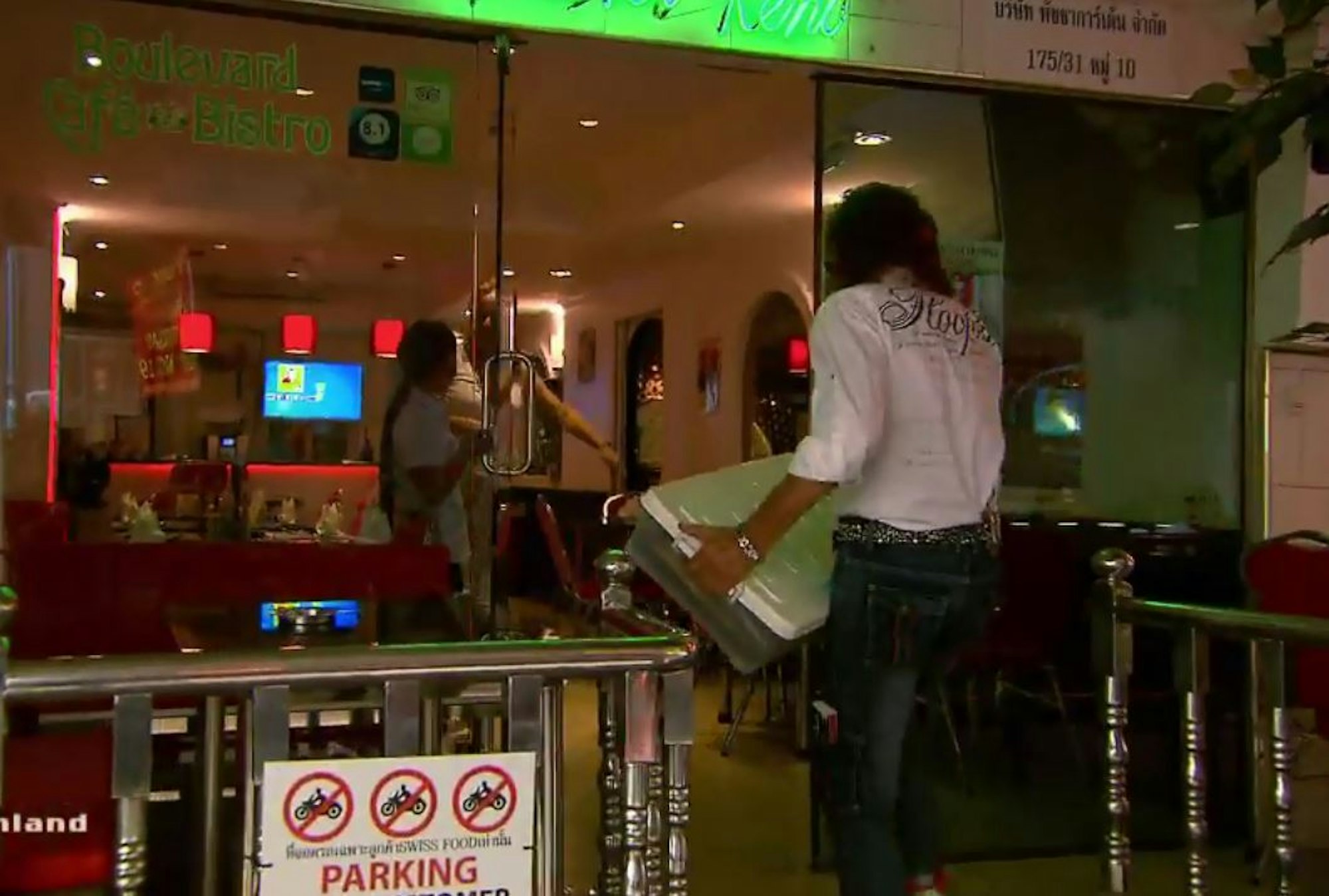 Steve_Young_Cafe