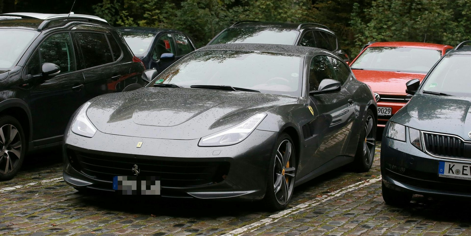 5FEBAED1-21F7-4B47-B36C-5F7B93573C41