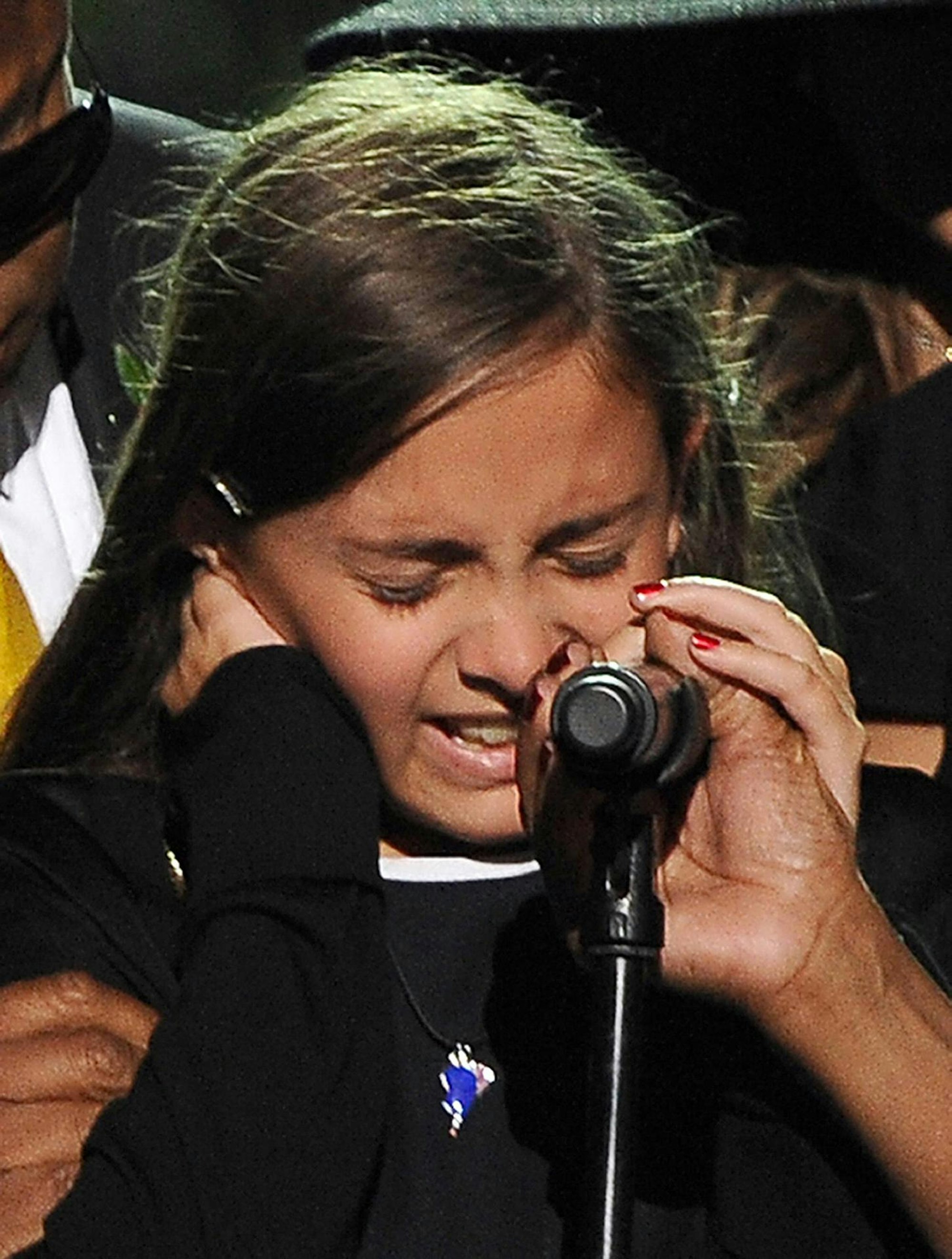 Paris Jackson bei der Trauefeier