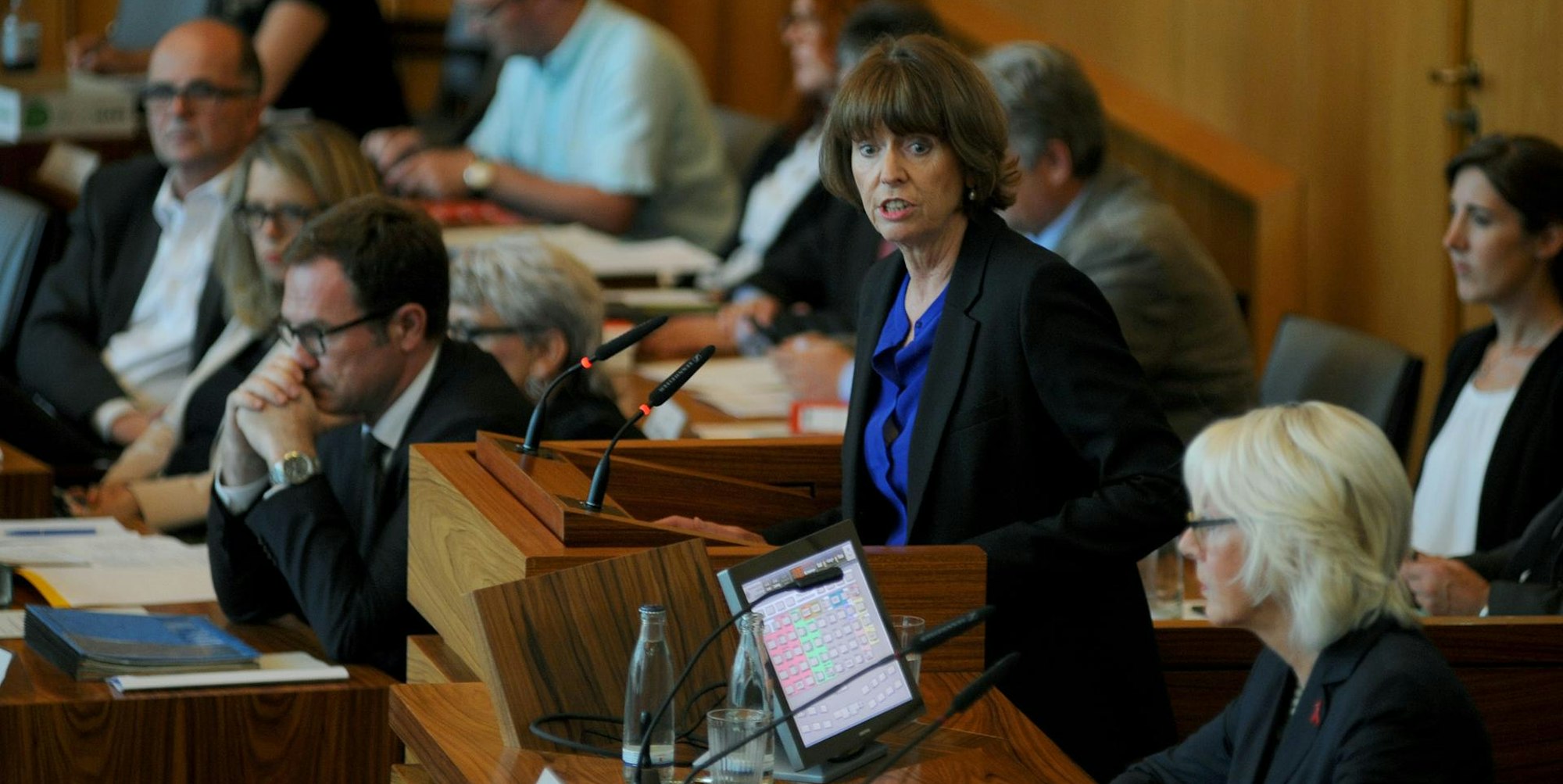 01XK_P20_71-137018898_ori