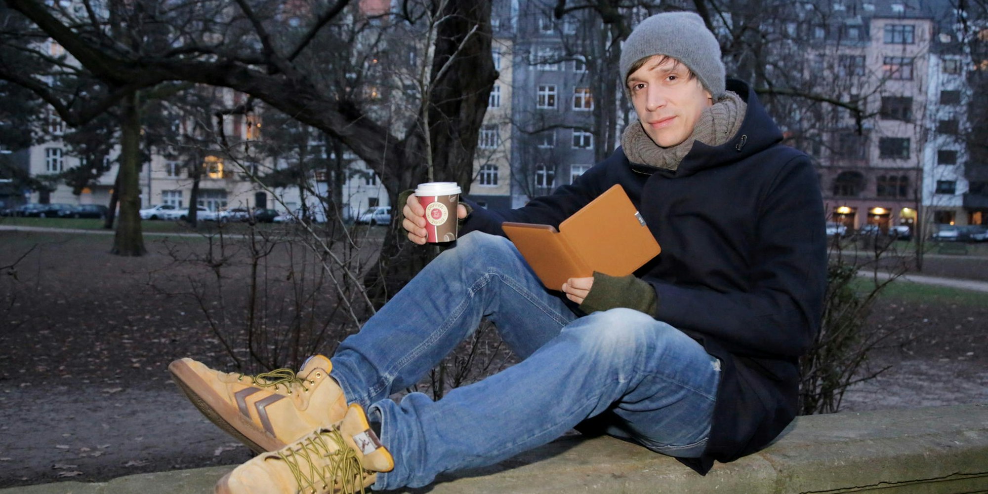 Kasalla-Sänger Basti Campmann im Römerpark