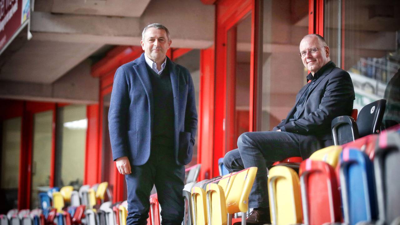 Vorstand Fortuna Düsseldorf: Klaus Allofs und Vorsitzender Thomas Röttgermann (r.).