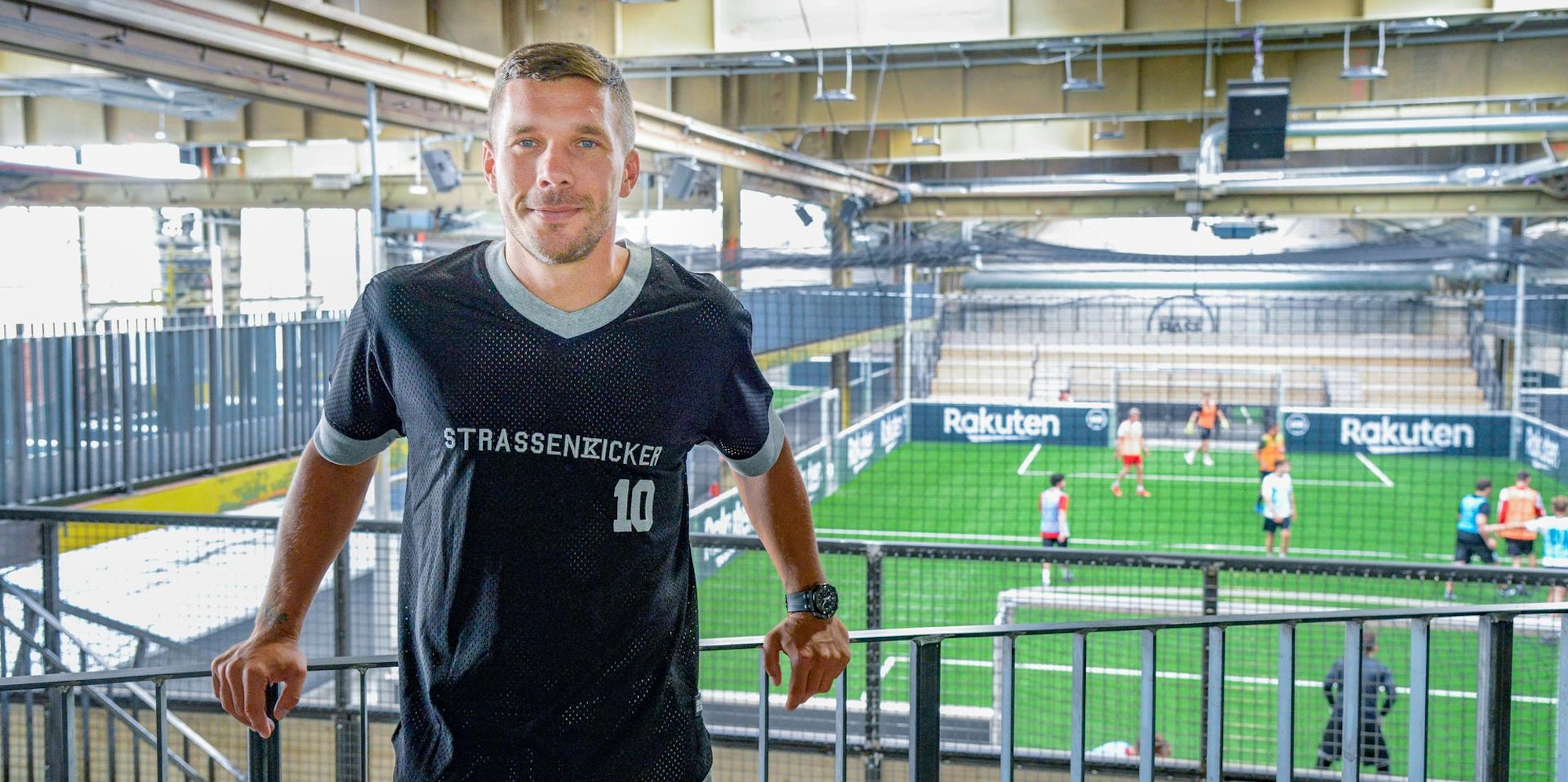 Lukas_Podolski_Straßenkicker_Base