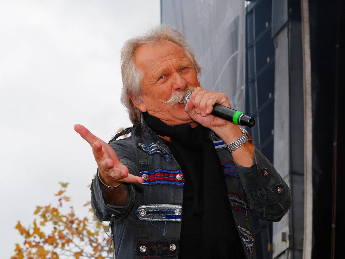 Henning Krautmacher, Frontmann der Höhner auf dem Kölner Heumarkt