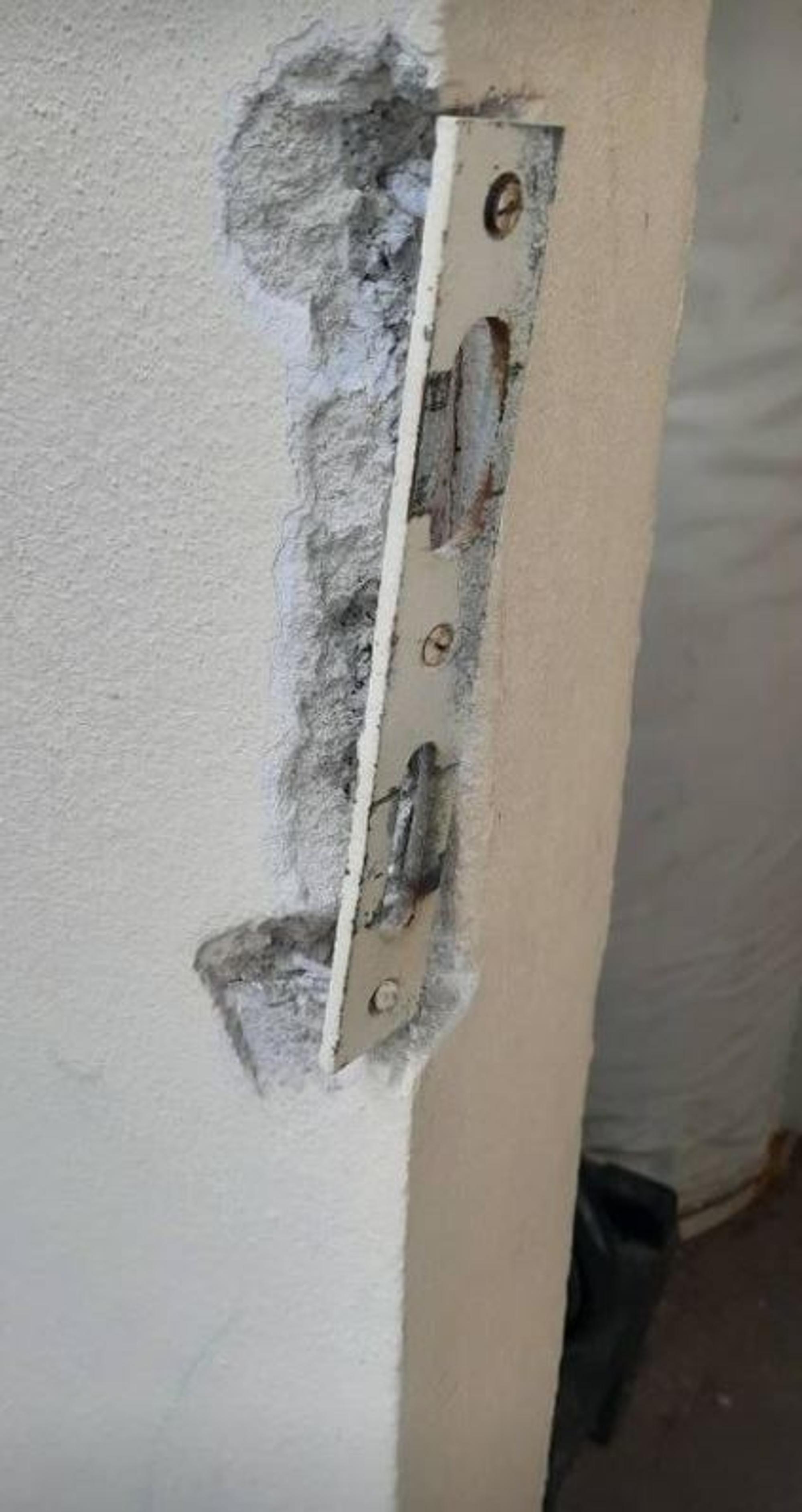 Einbruch Wüst