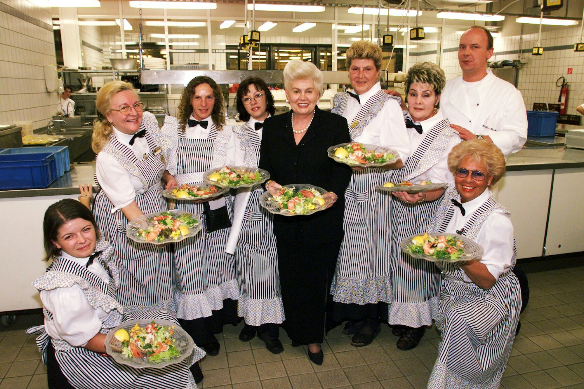 MDS-EXP-2000-04-27-xreiss