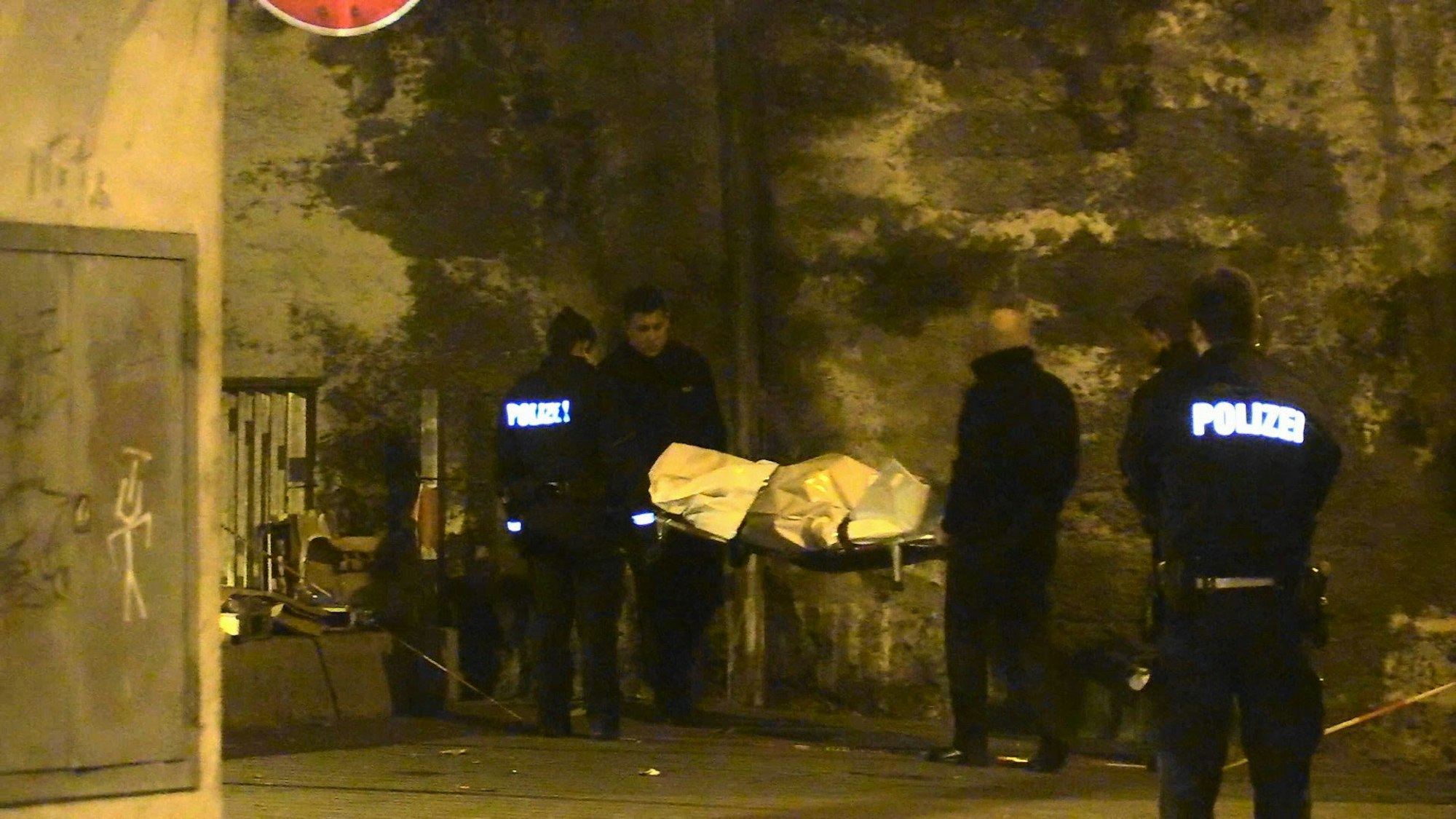 01K___24_71-107967506_ori