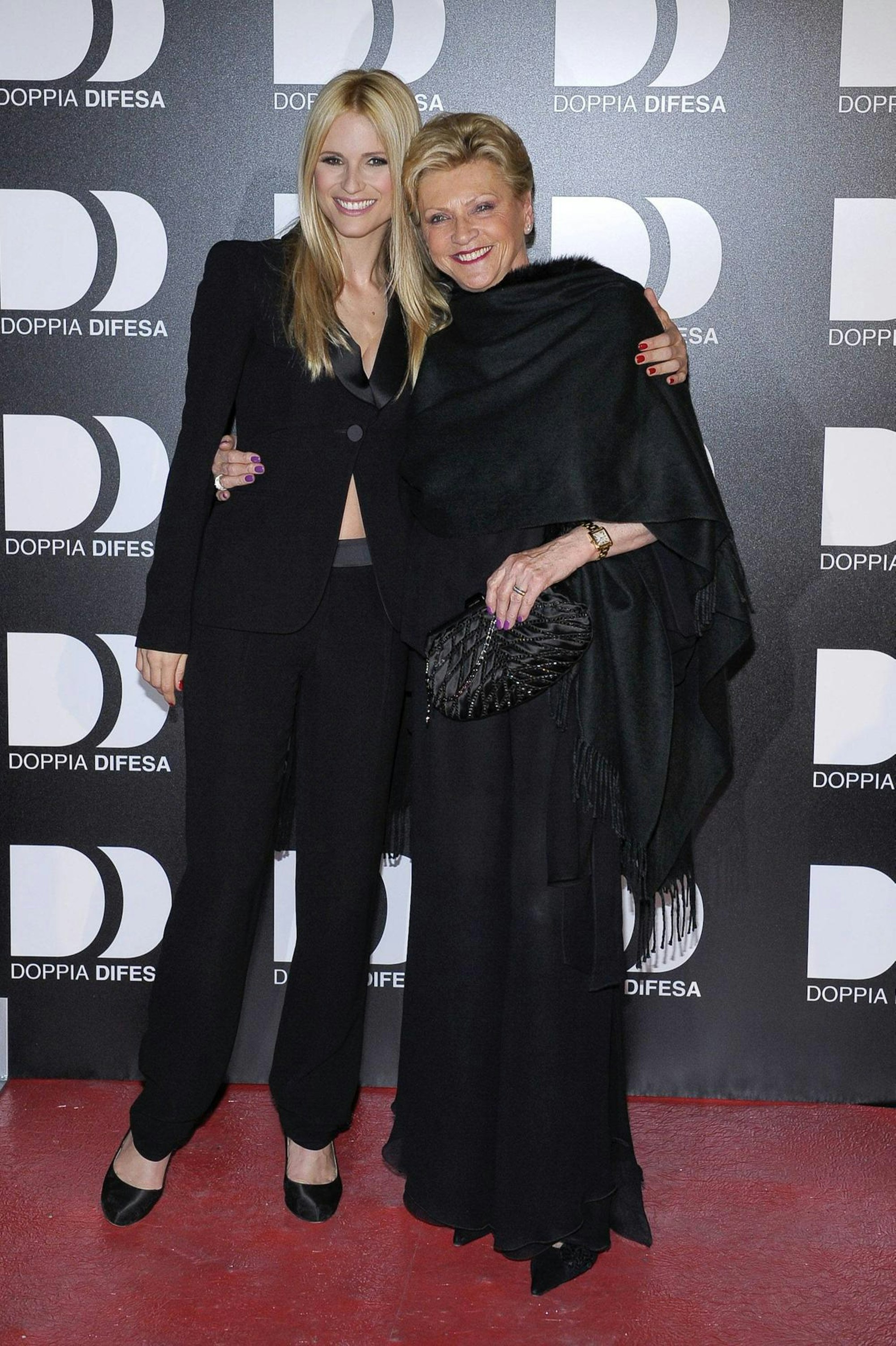 1809 michelle hunziker mama ineke