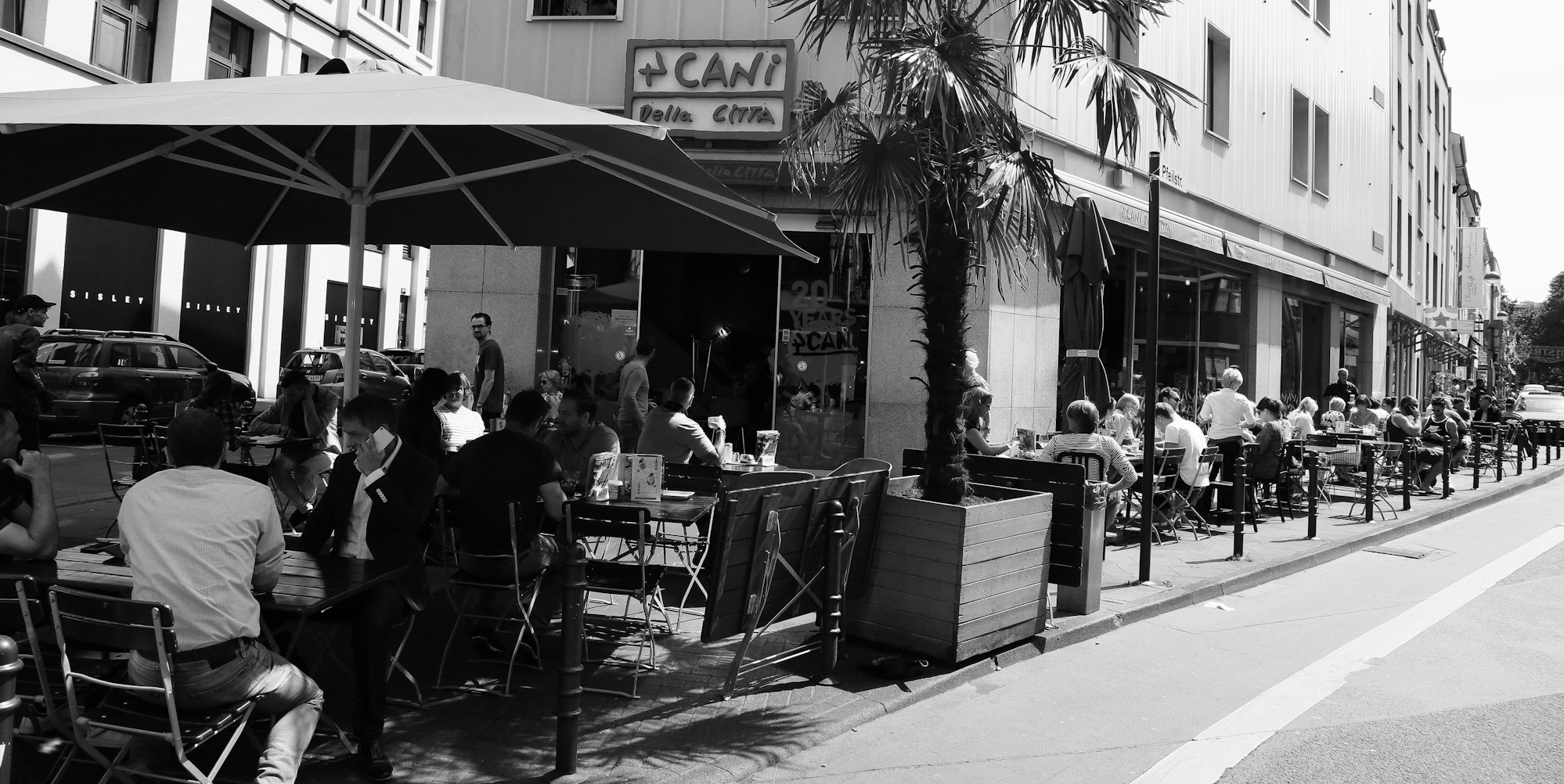 01K___22_71-102356394_ori