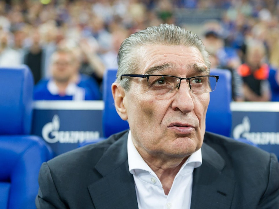 Rudi_Assauer_Schalke_Bank