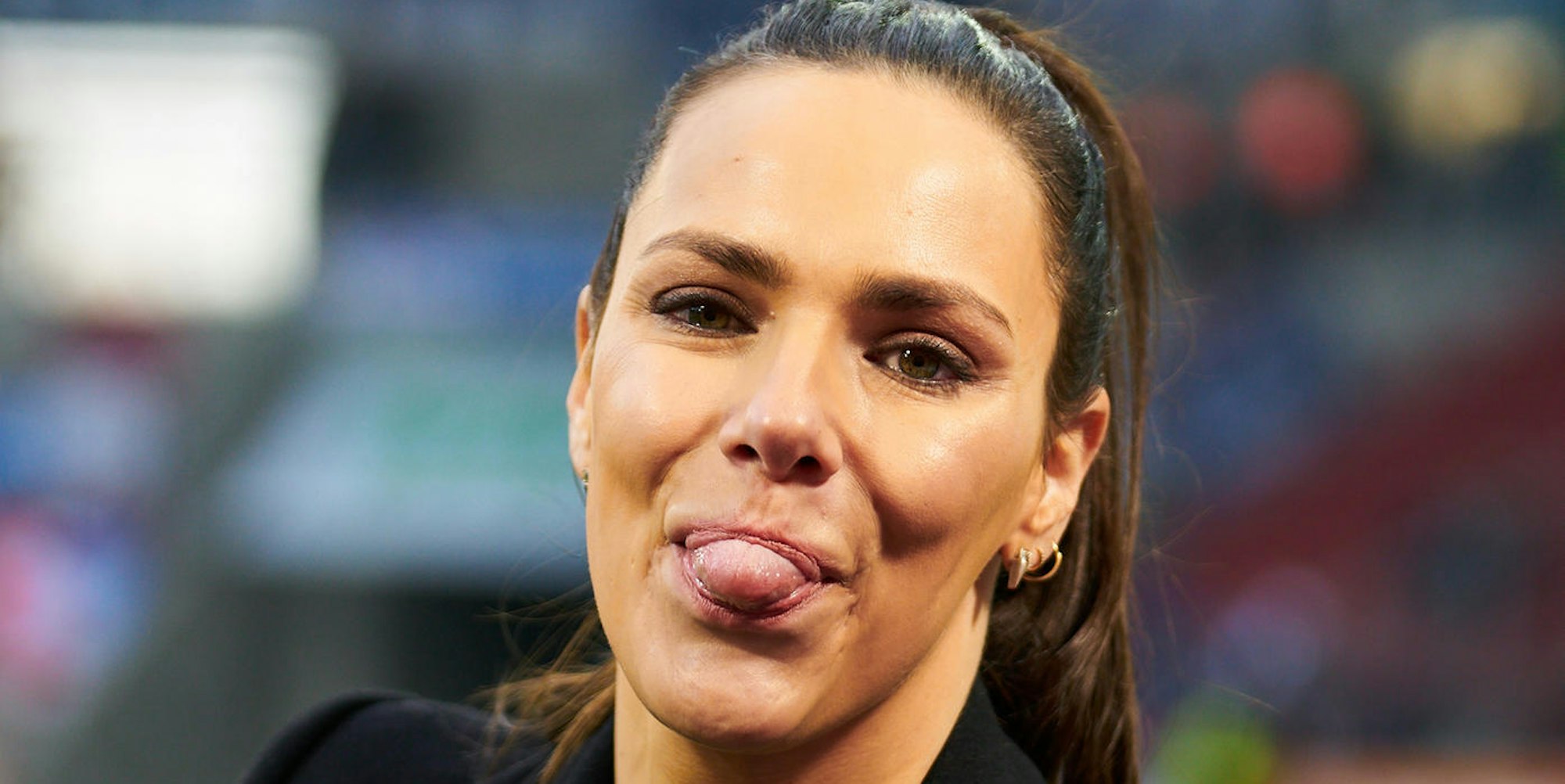 Esther Sedlaczek Zunge raus