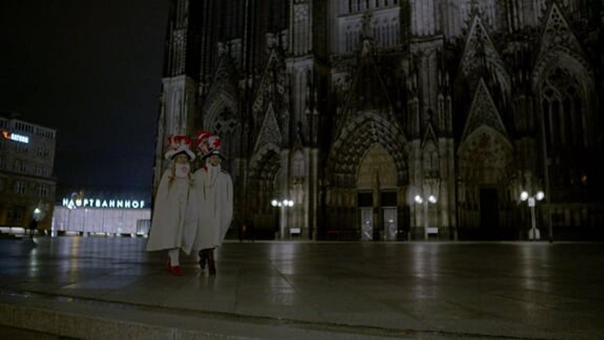 PG_-_Einsames_Tanzpaar_2021_final_Screenshot0140