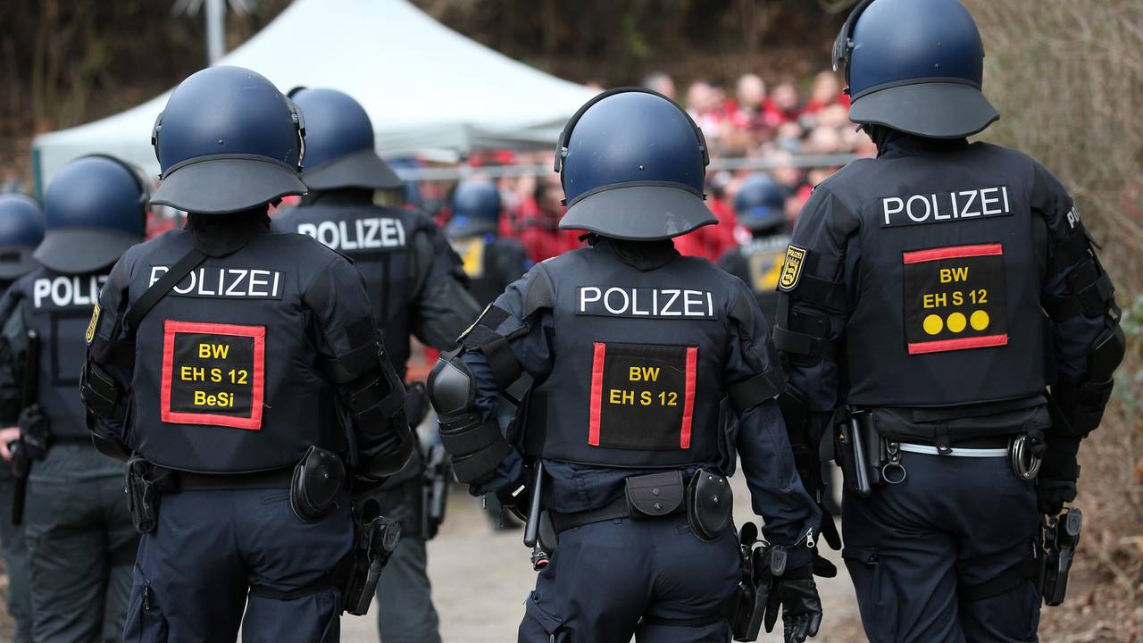 Polizei-Fußball