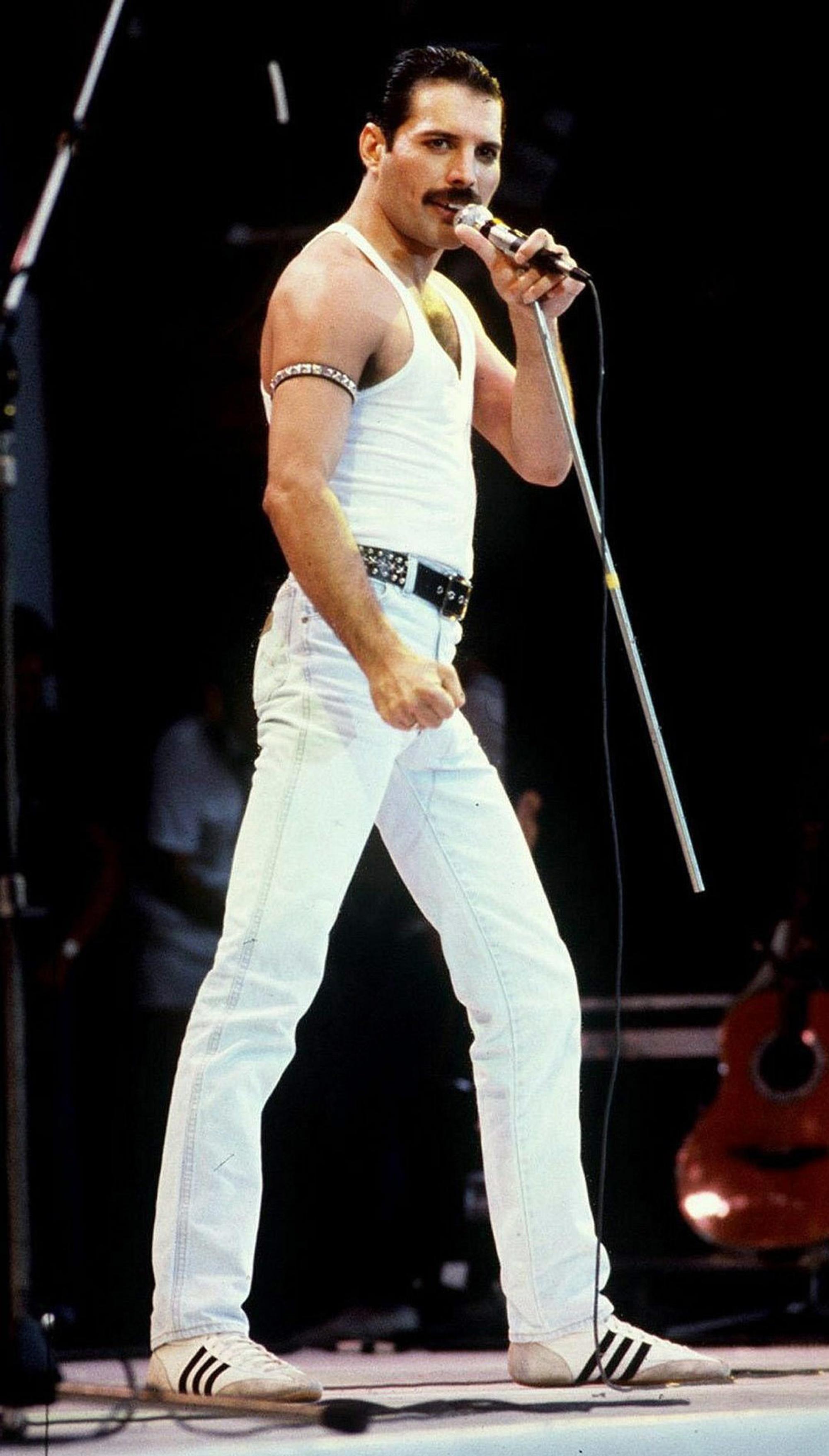 Freddie_Mercury_06022020
