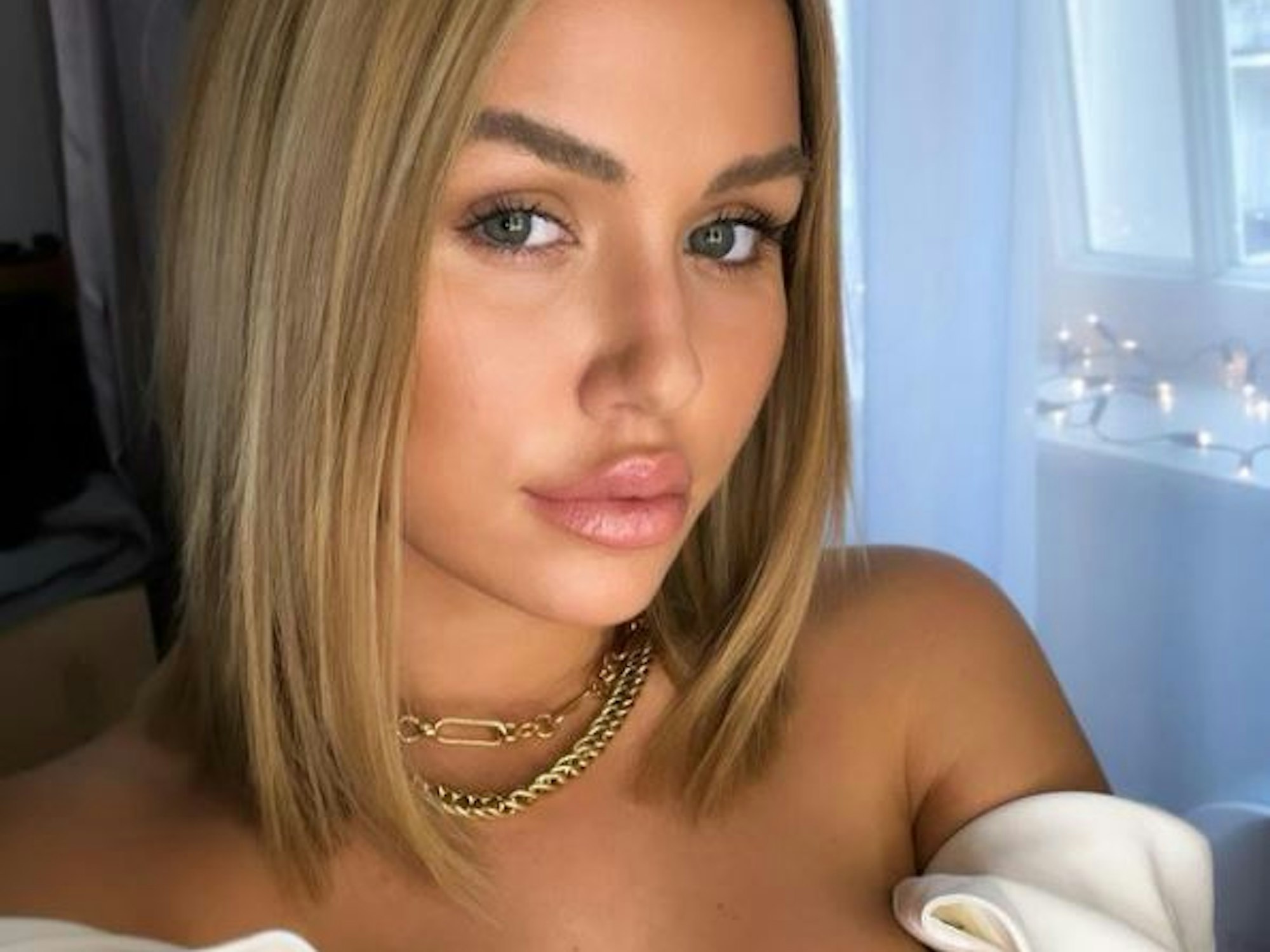 Kim Gloss lässt es sich im Strand von Tulum gut gehen – trotz Lockdown in Deutschland.