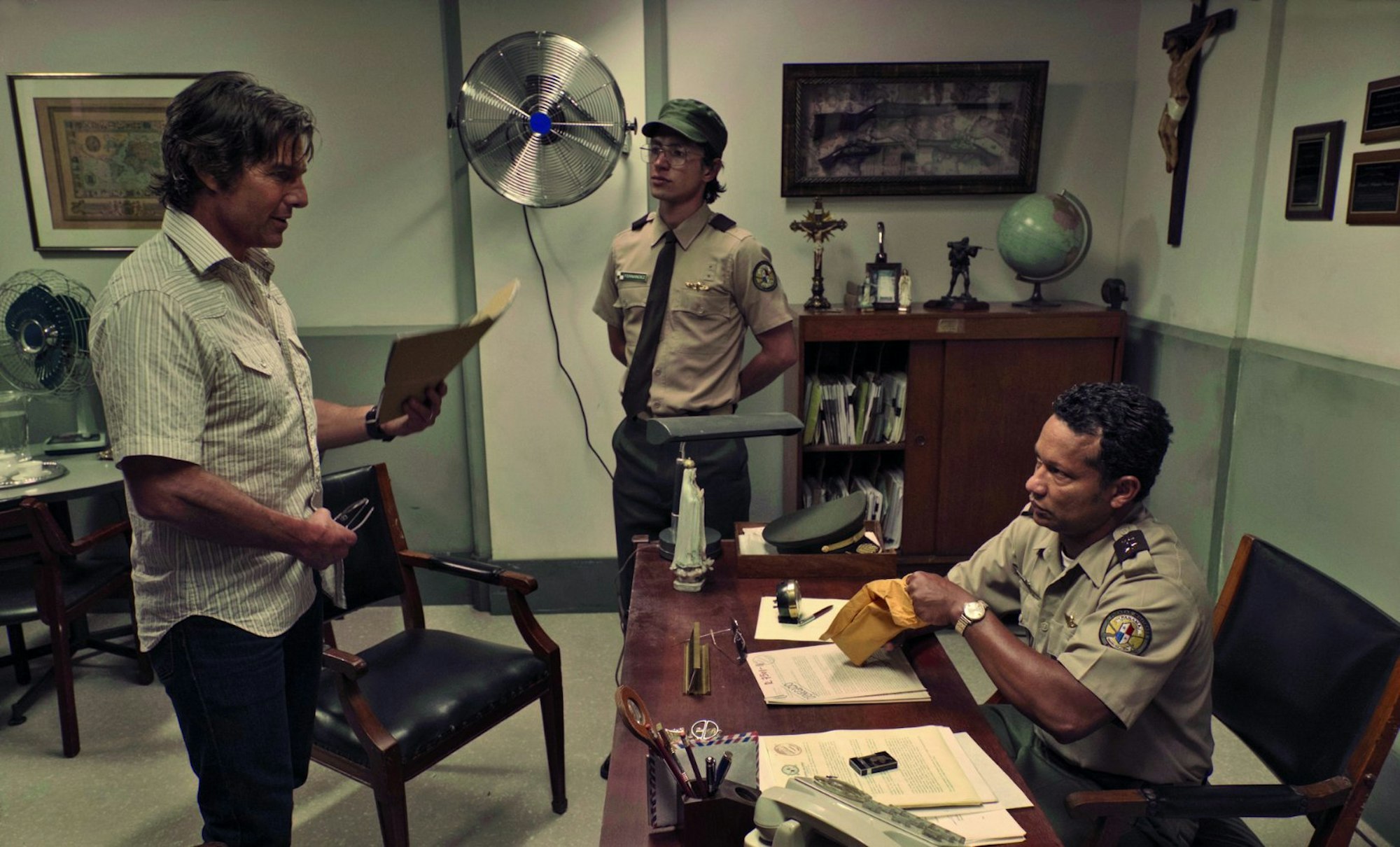 Tom Cruise in Barry Seal 2