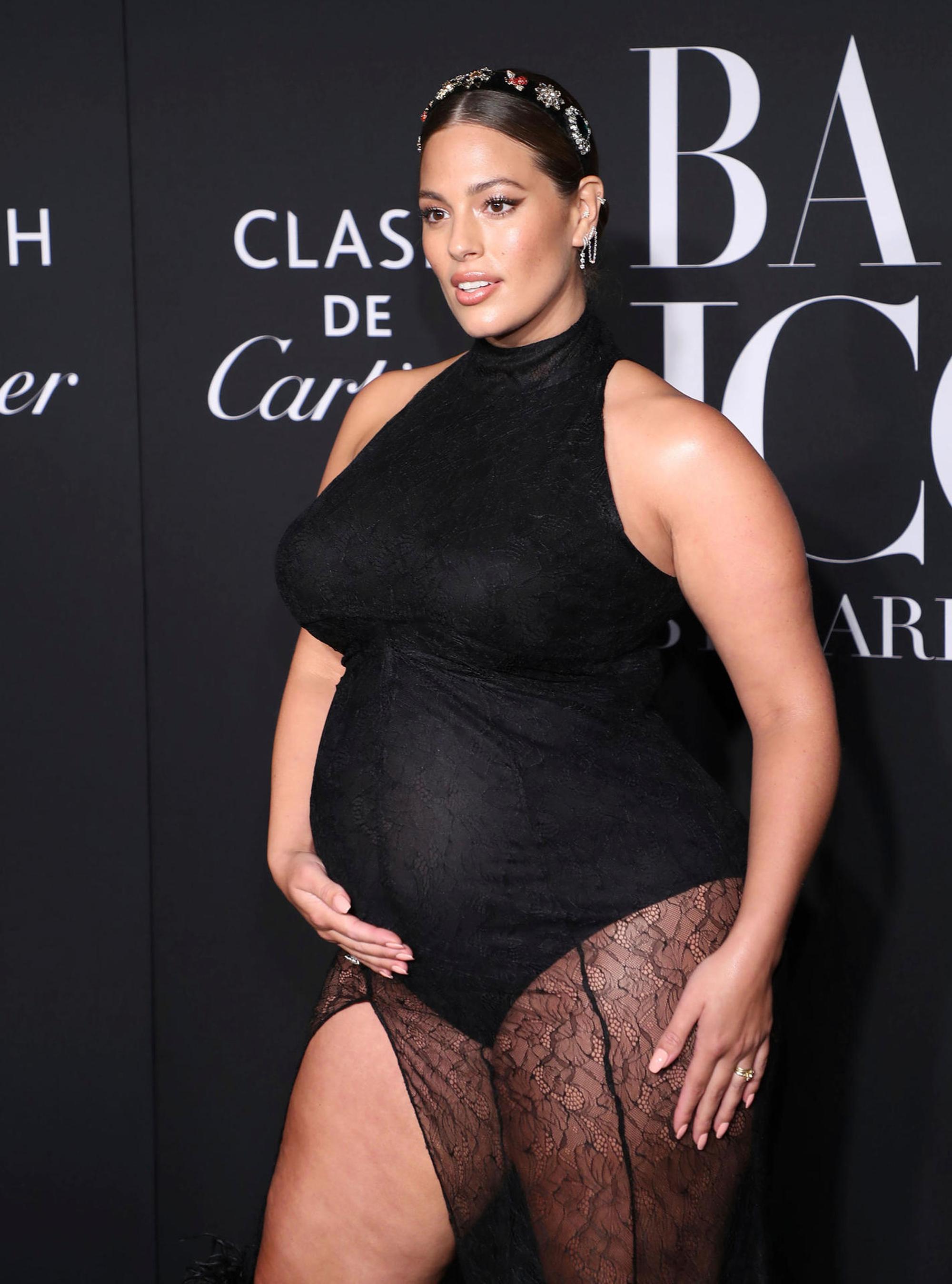 Ashley_Graham_Schwanger_5E9E5800B8F749AB