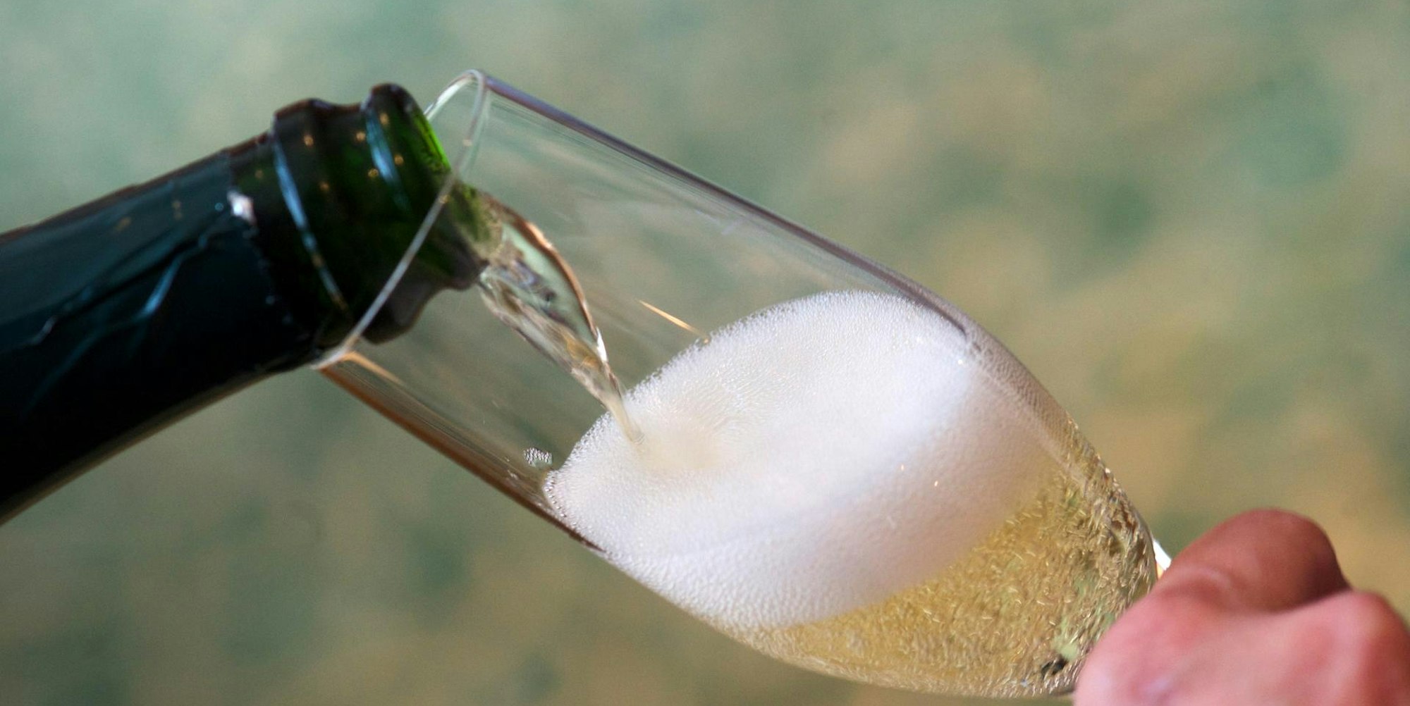 Sekt-Silvester-Symbolfoto