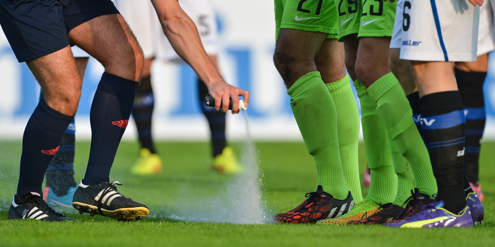 Freistoß Spray Brasilien