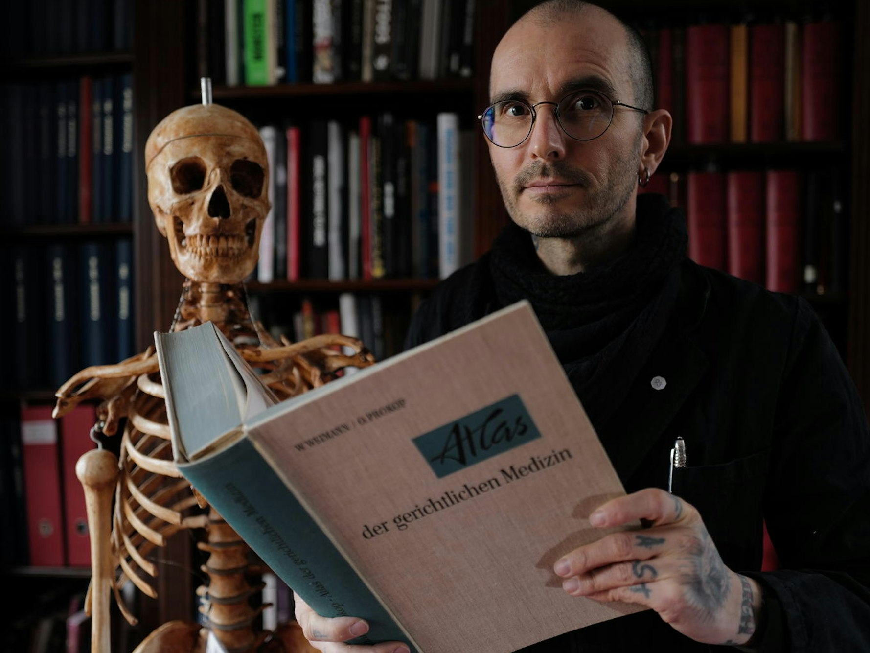 Der Kölner Kriminalbiologe Dr. Mark Benecke