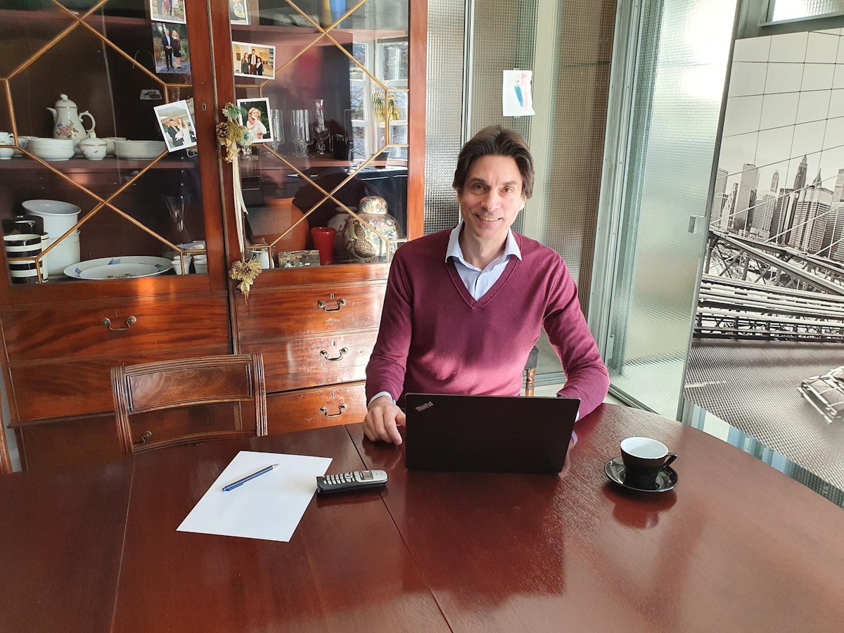 Auch im Homeoffice: Dr. Patrick Sandmann, Chef der Kölner IT-Firma „I-D Media AG".