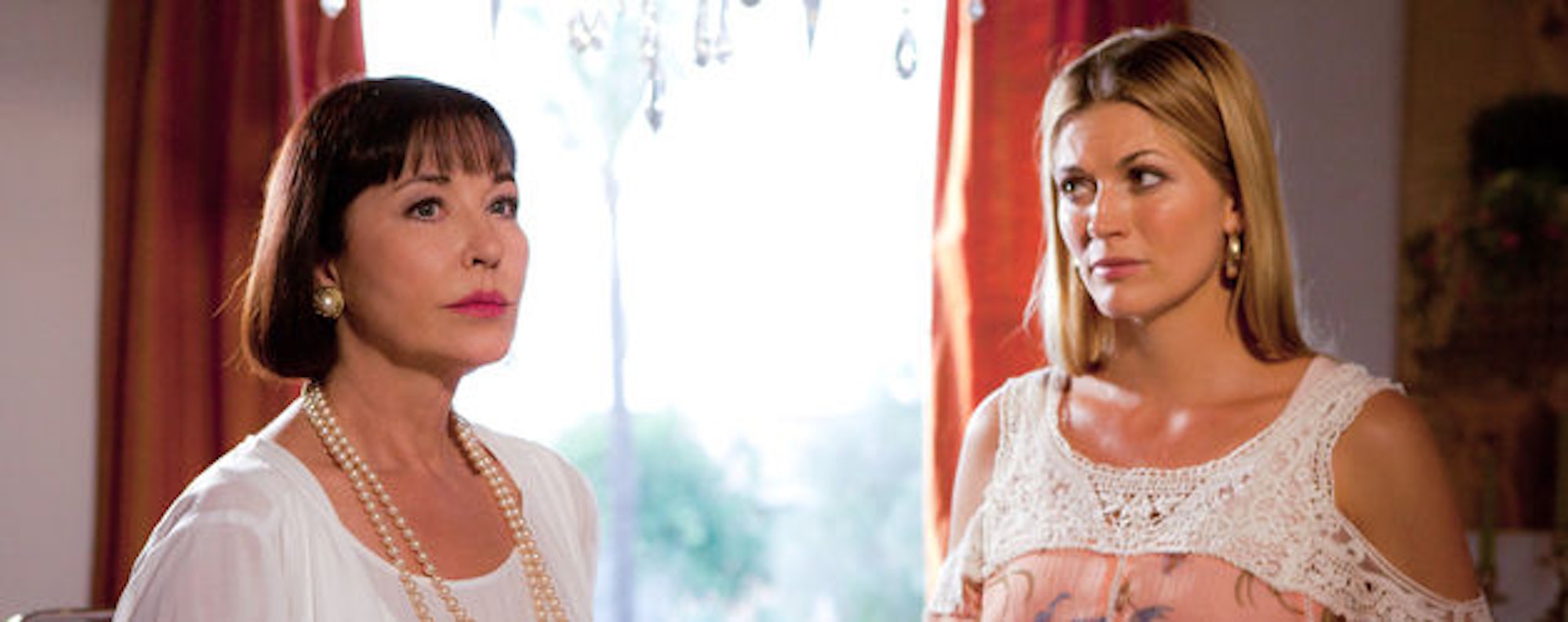 isa-jank-und-nina-bott-in-einer-szene-von-verbotene-liebe