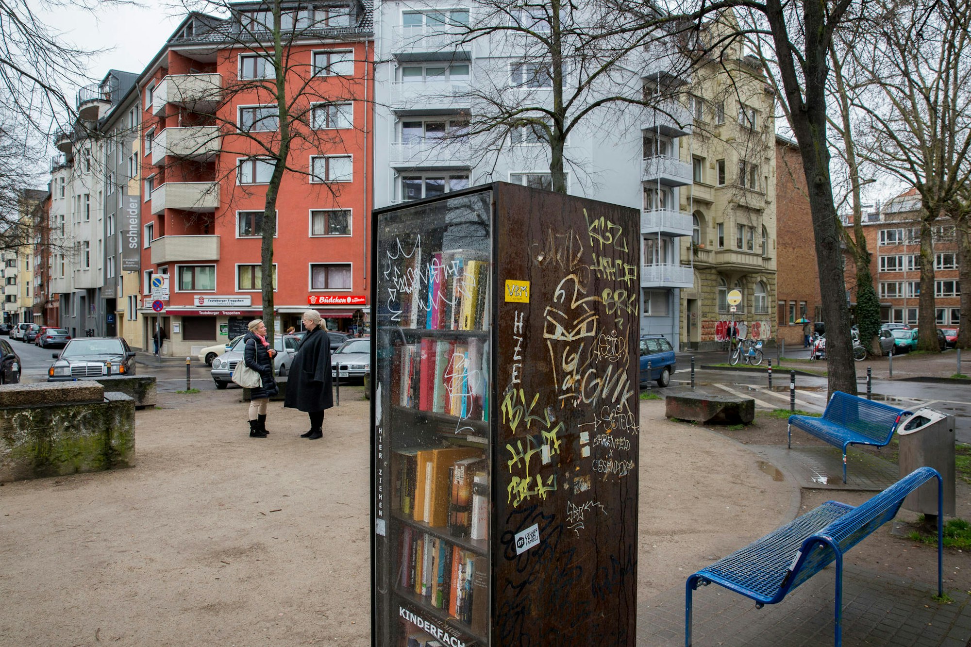 040418veedelscheck44