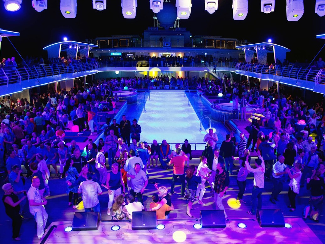 Kreuzfahrtschiff_Party_Symbol