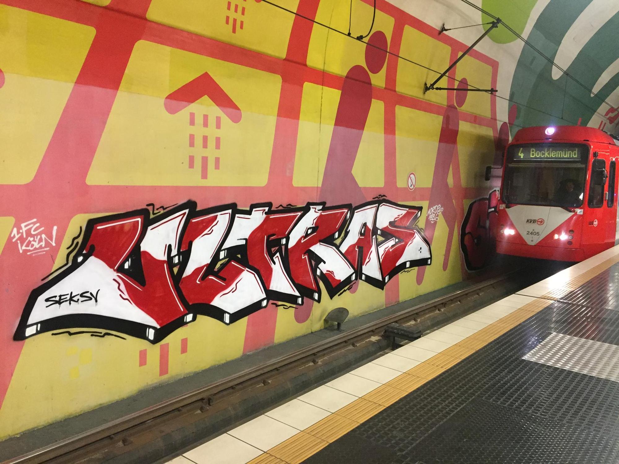 Leyendecker_Strasse_Graffiti_Ultras_Bahn_190122