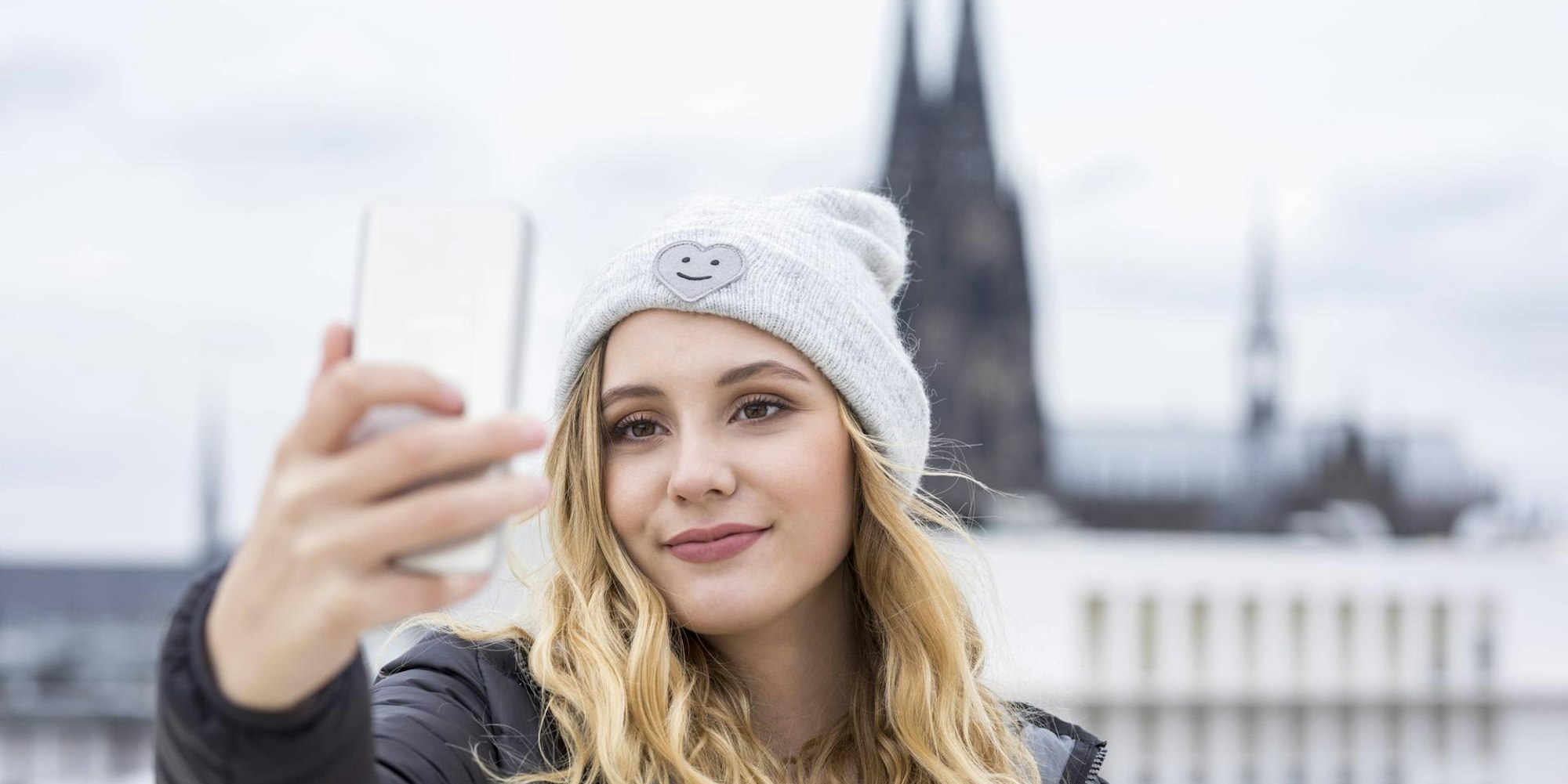 100 pro imago life-2.81678067-HighRes