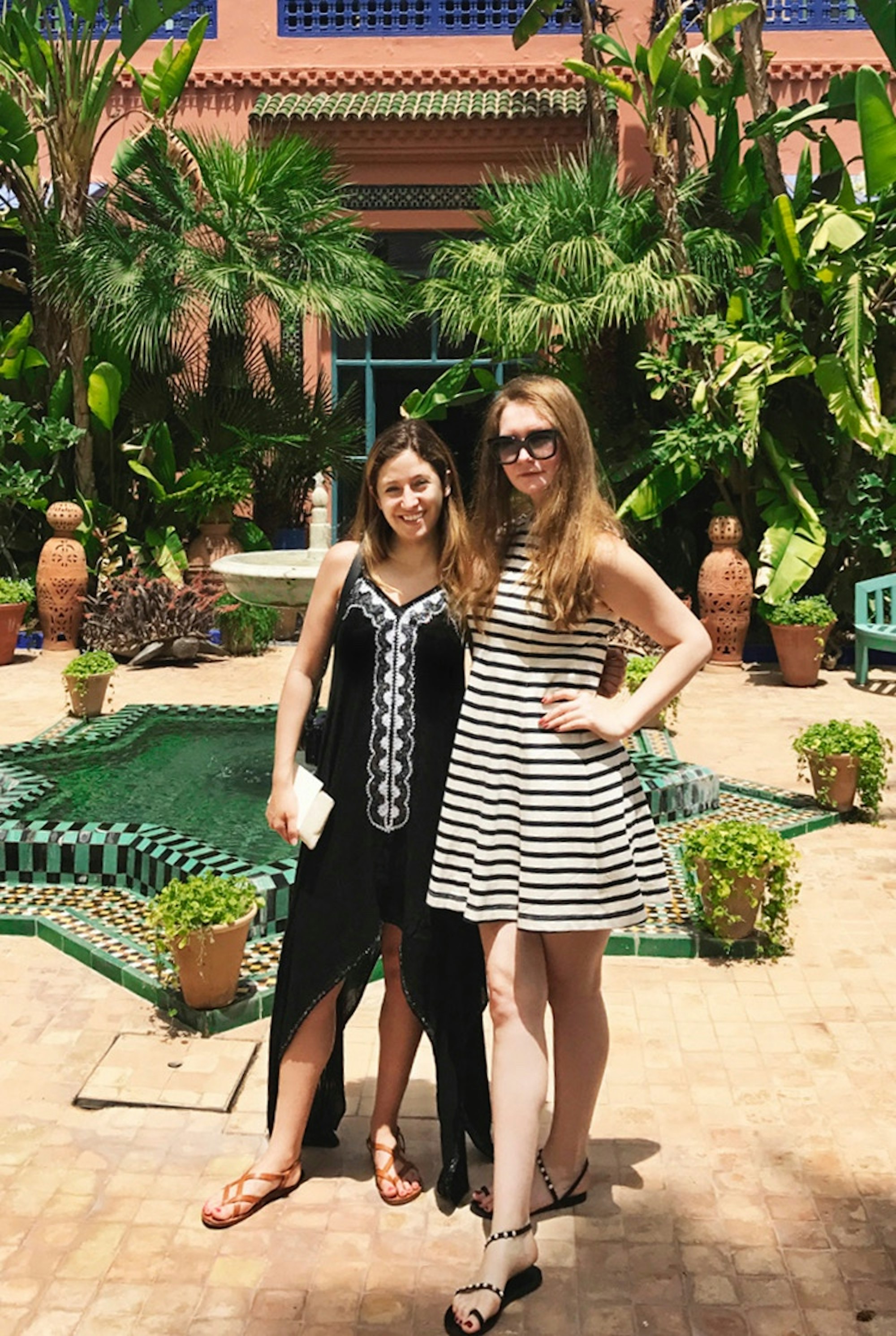 RACHEL-AND-ANNA-MARRAKECH_060919
