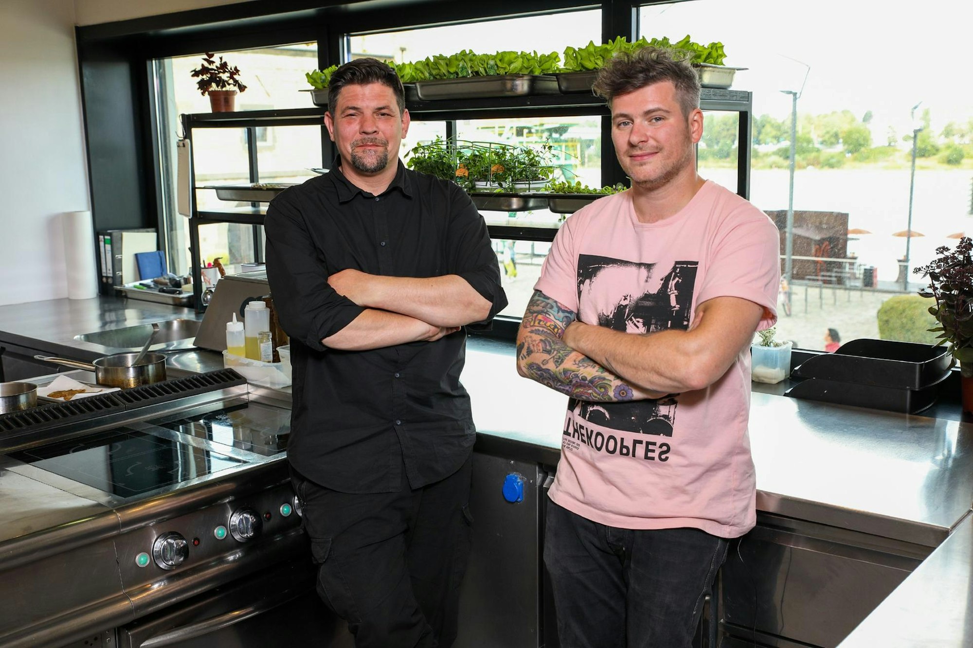 Daniel Gottschlich will TV-Koch Tim Mälzer bei Kitchen Impossible schlagen