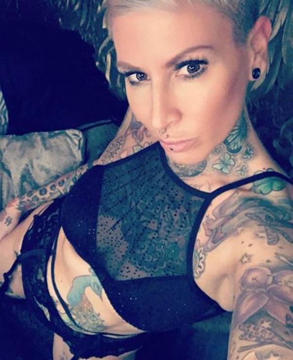 Pornostar_Cat_Coxx_Selfie