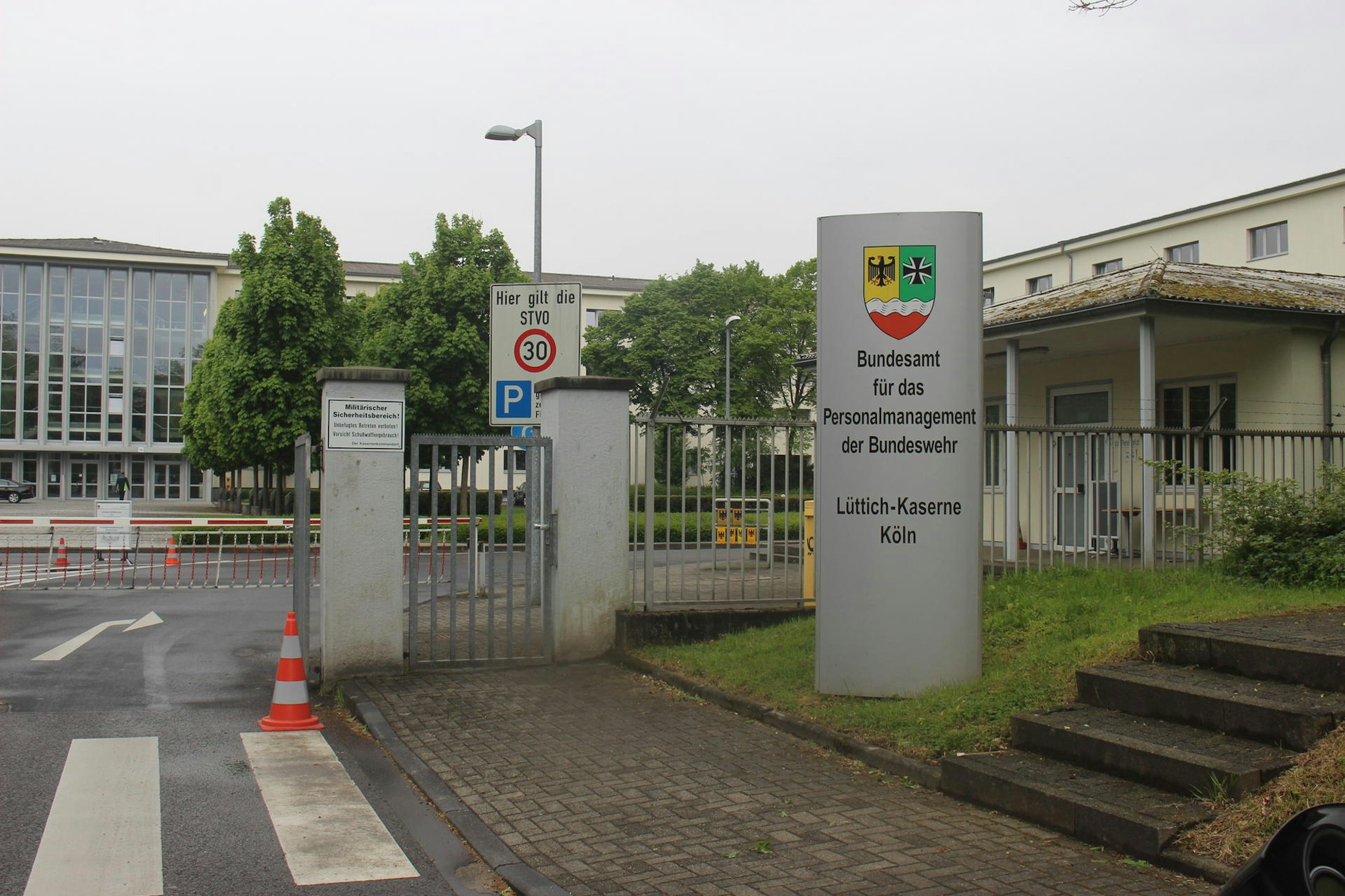 MDS-KSTA-2017-11-02-71-124374693