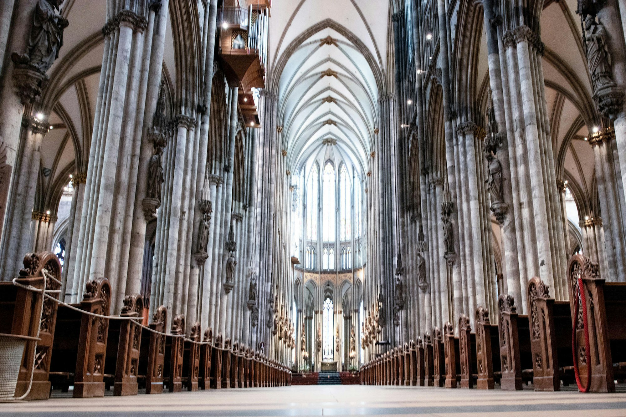 Der Kölner Dom von innen