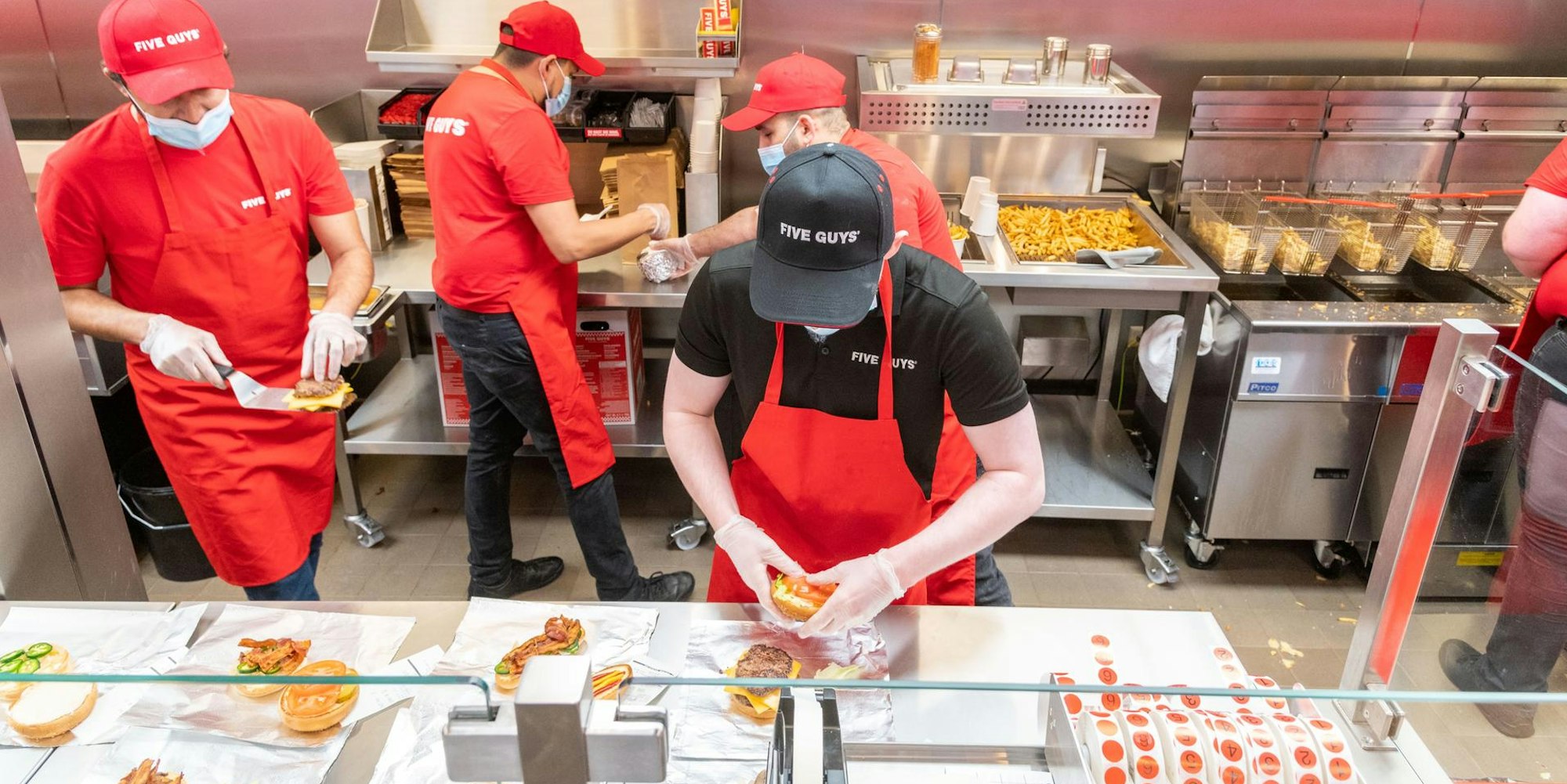 E9037164-5978-4113-86EA-AEC26FB0FB9E