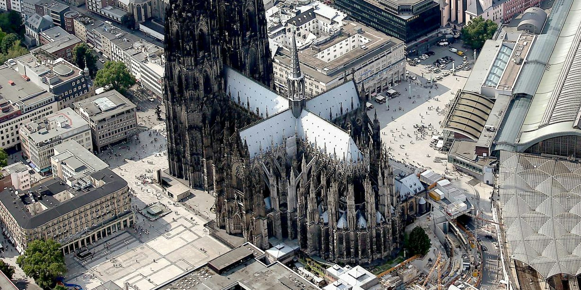 Kölner_dom_wind