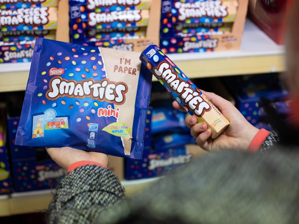 Unser Symbolfoto zeigt Smarties-Produkte, die nicht von dem Rückruf betroffen sind. Zurückgerufen wird der Smarties Adventskalender.