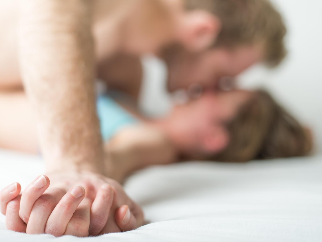 Darf man im Freien Sex haben, wenn es drinnen zu heiß ist?