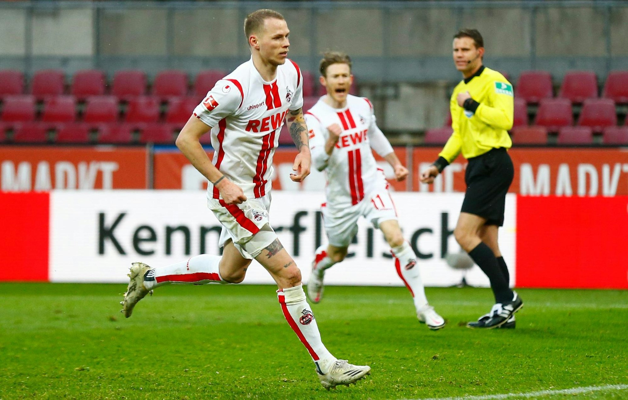 17D69E4A-6F56-4B0F-A2A3-569E70E04AE8