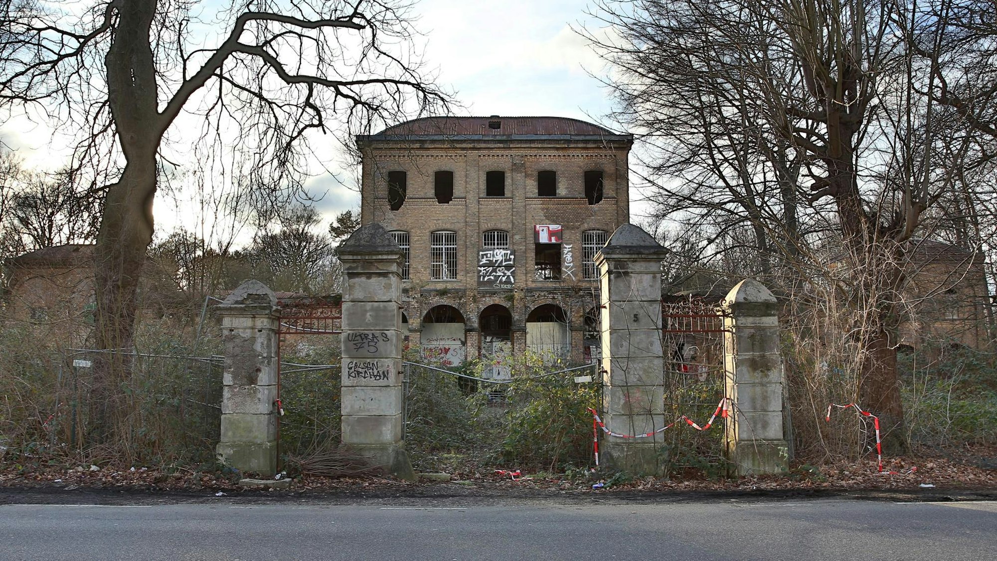 Die „Villa Oppenheim“ am Fühlinger See im Kölner Norden.